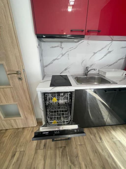 Cozy Apartment in Varna with Parking