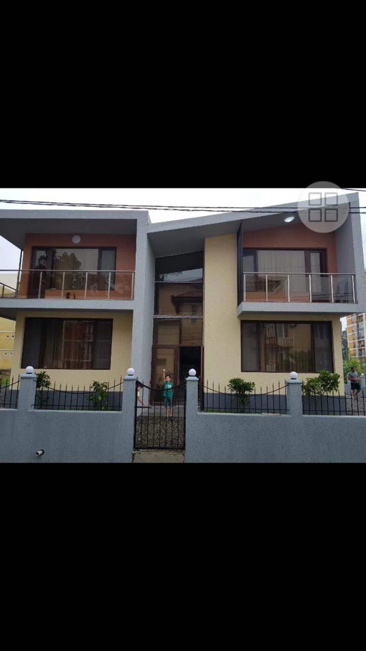 VILLA DlAS