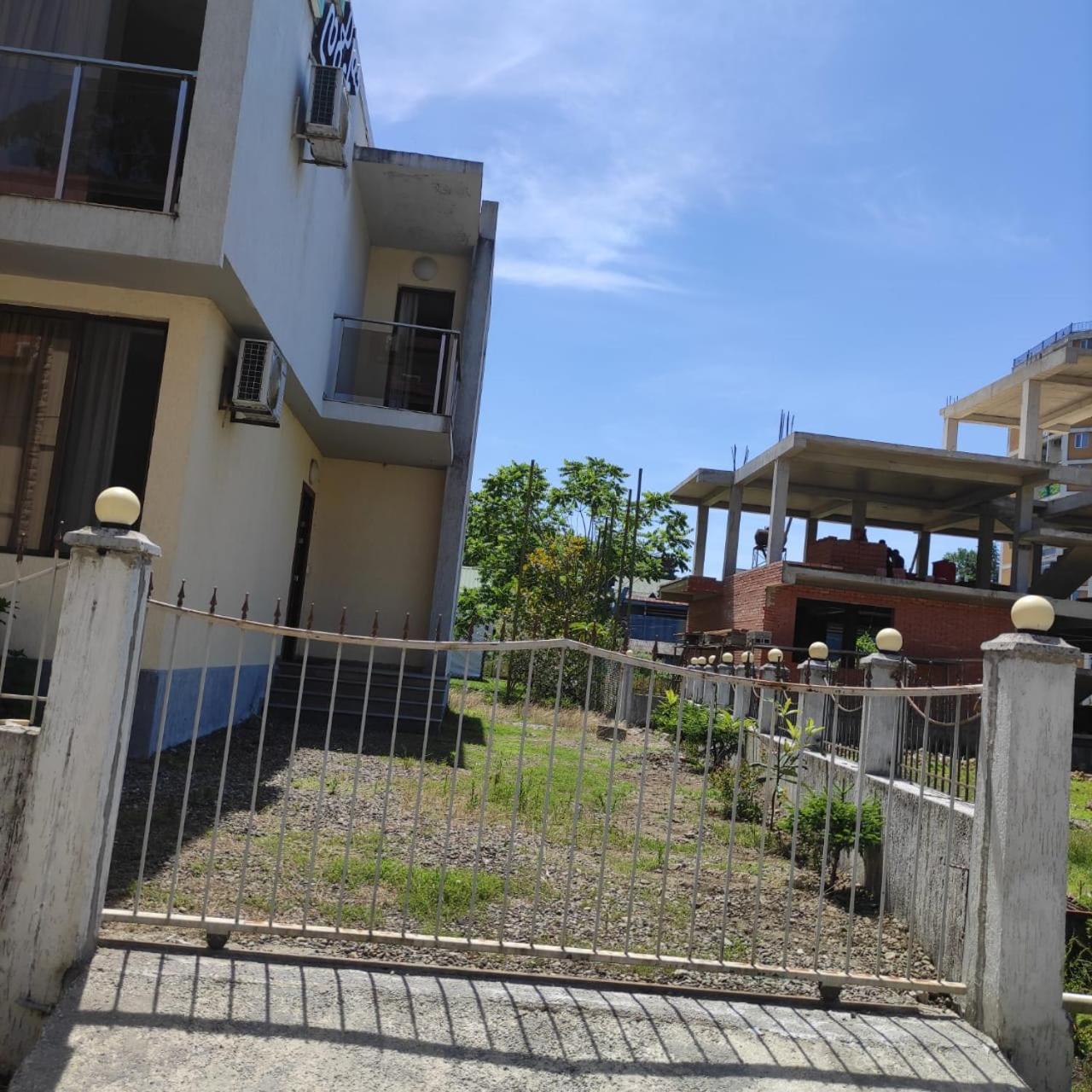 VILLA DlAS