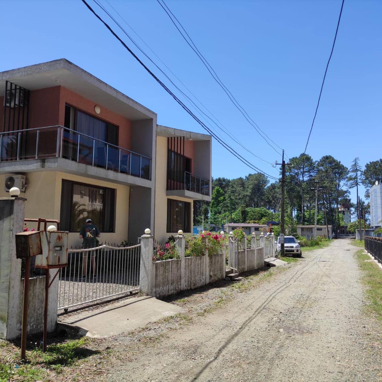 VILLA DlAS