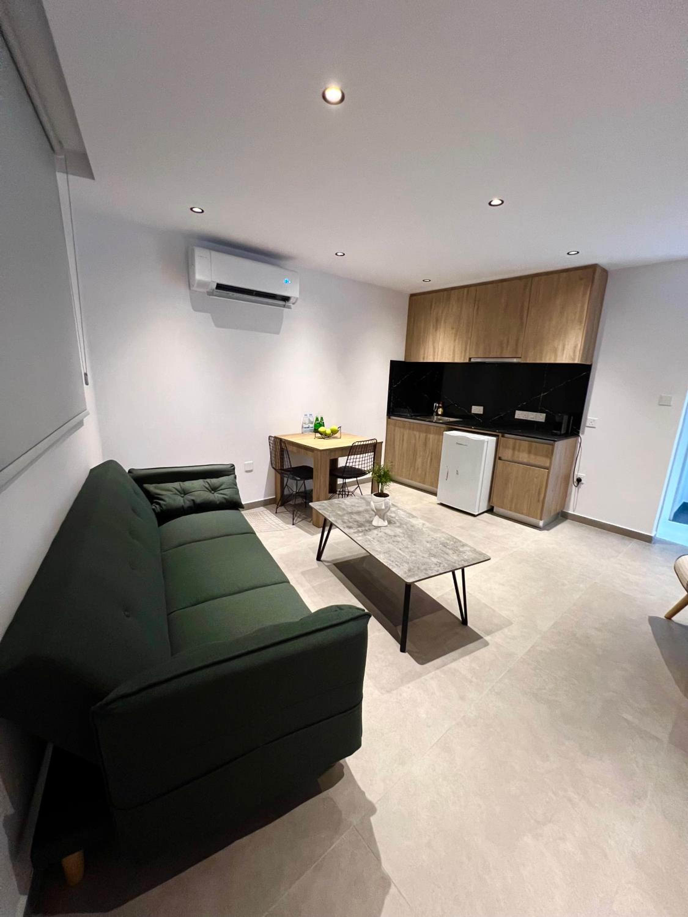 Living Boutique Apartments Adults Only