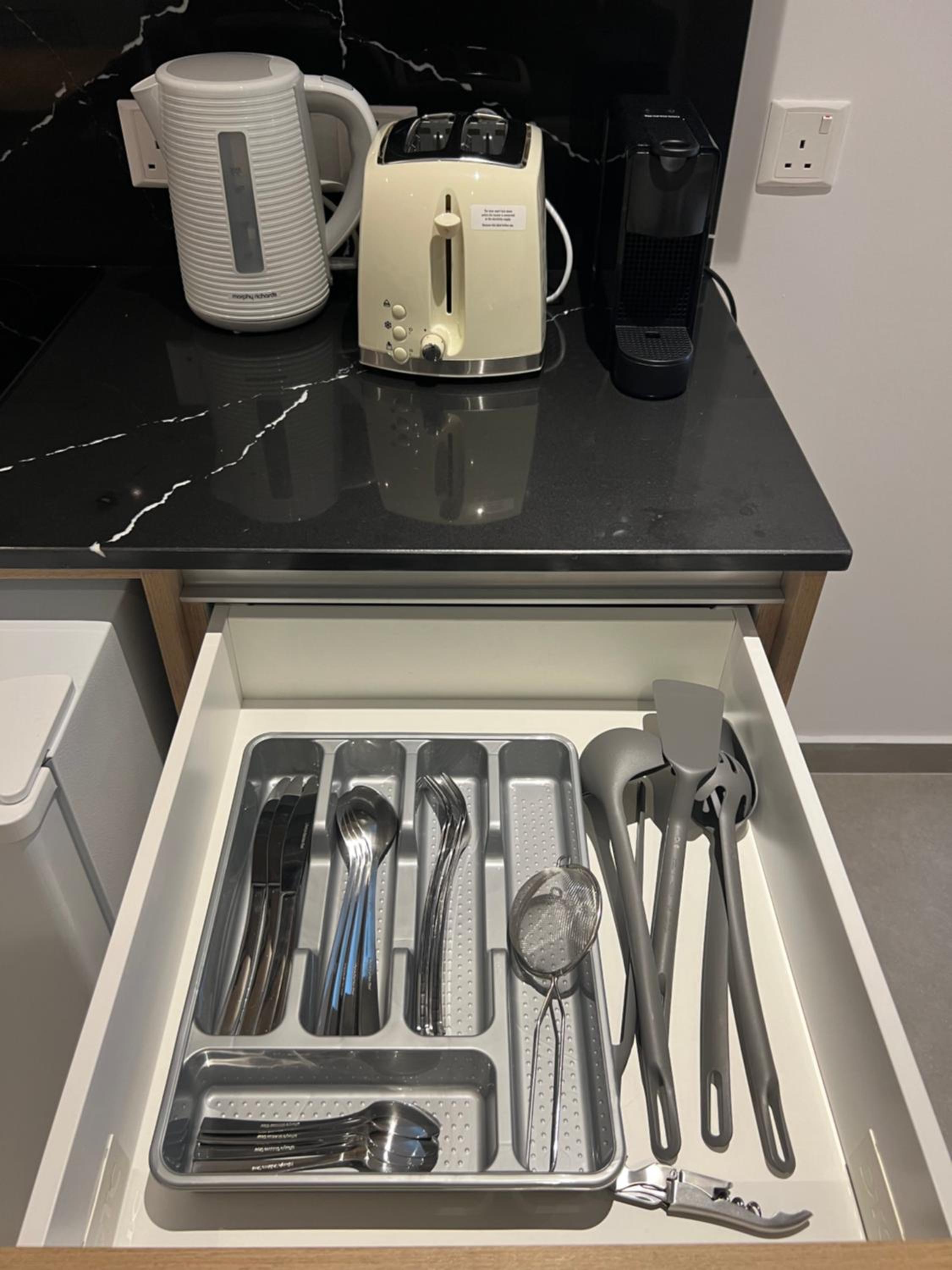 Living Boutique Apartments Adults Only