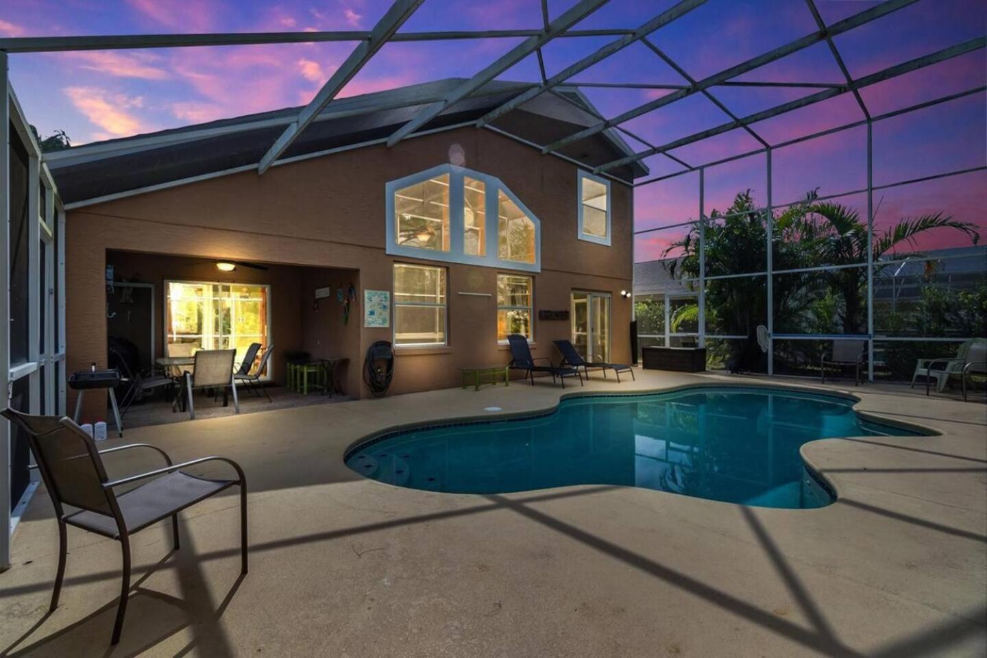 Fantasy Villa - Private pool - Conservation view - Games room - close to Disney