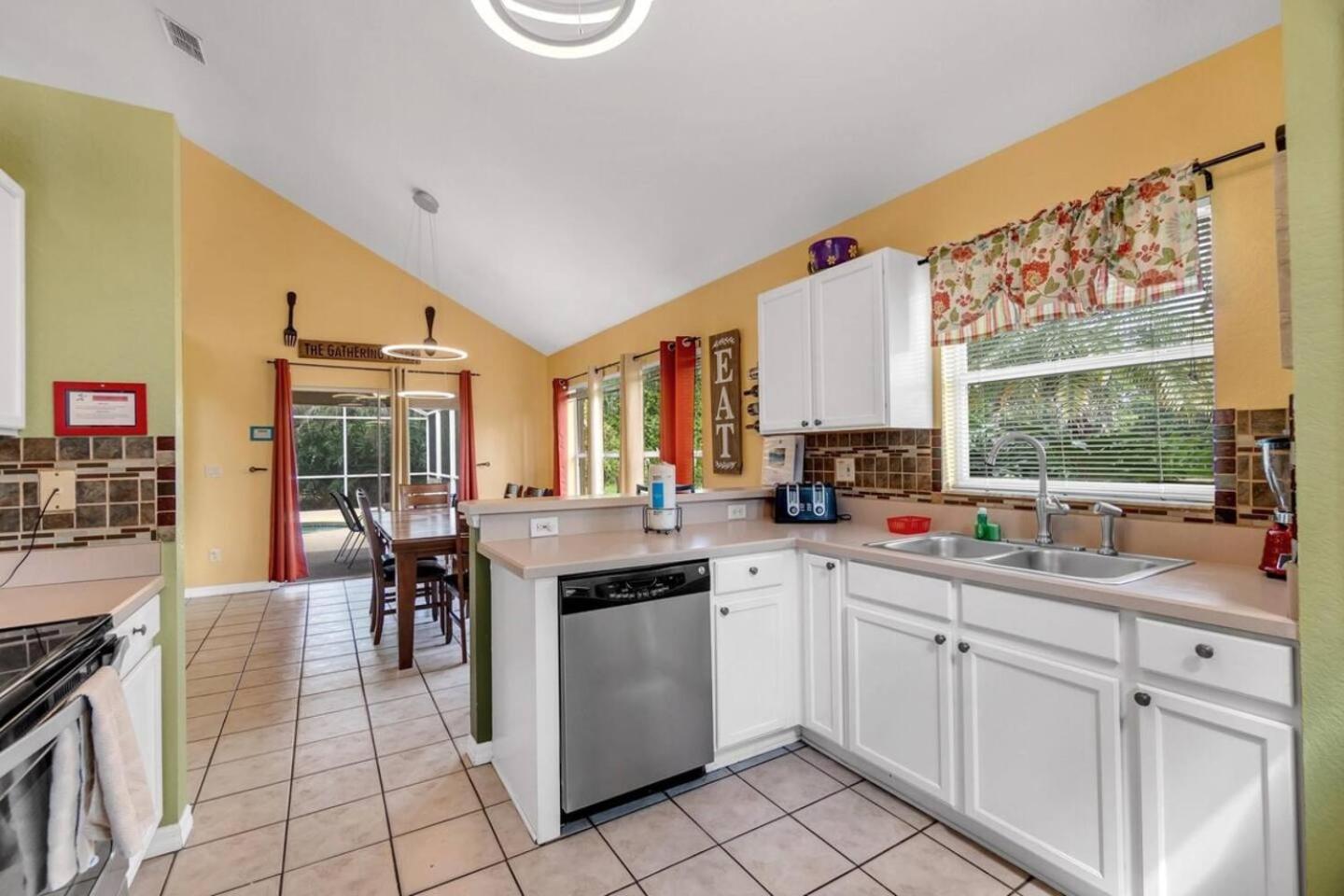 Fantasy Villa - Private pool - Conservation view - Games room - close to Disney
