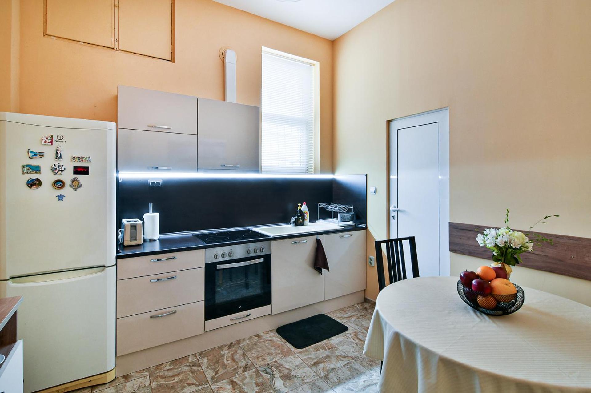 Apo Apartment - Top Center by Flat Manаger