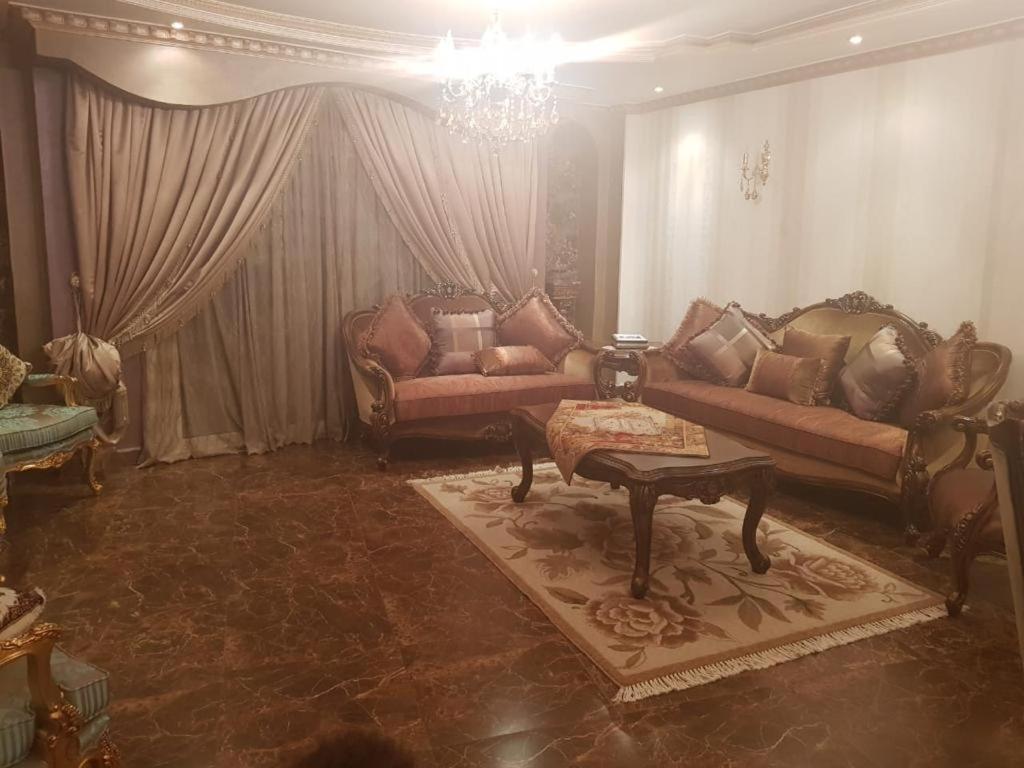 Apartment on the Nile View