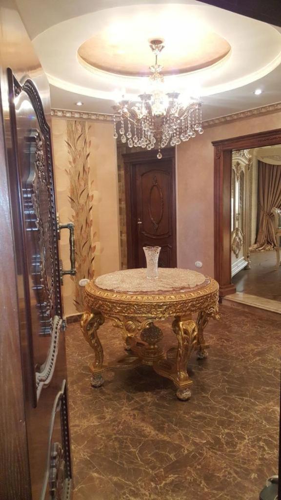 Apartment on the Nile View
