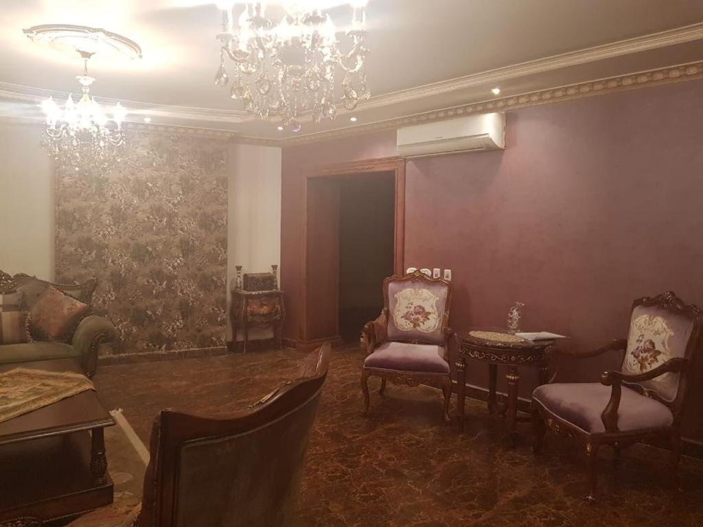 Apartment on the Nile View