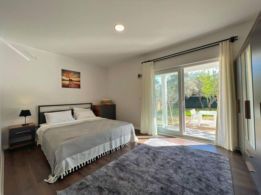 Brand New Home With Garden