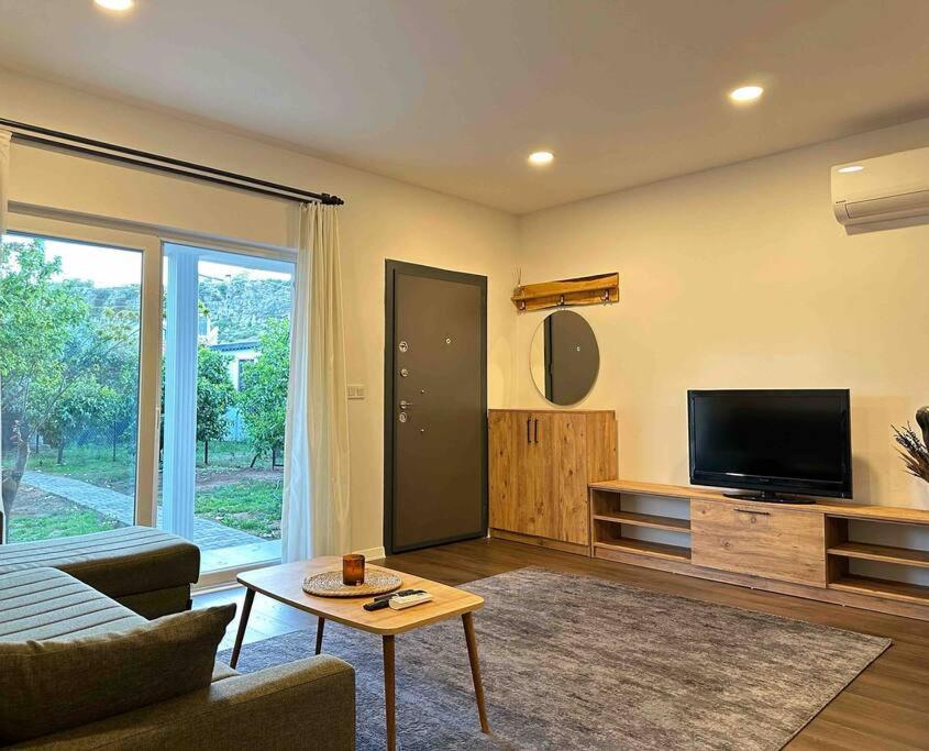 Brand New Home With Garden