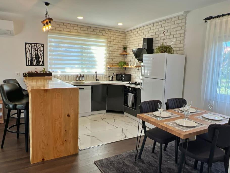 Brand New Home With Garden
