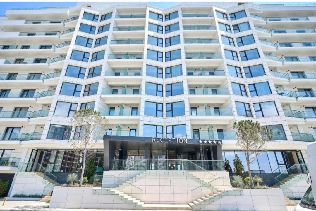 Apartament 2 camere prima linie Allezi Infinity Gold
