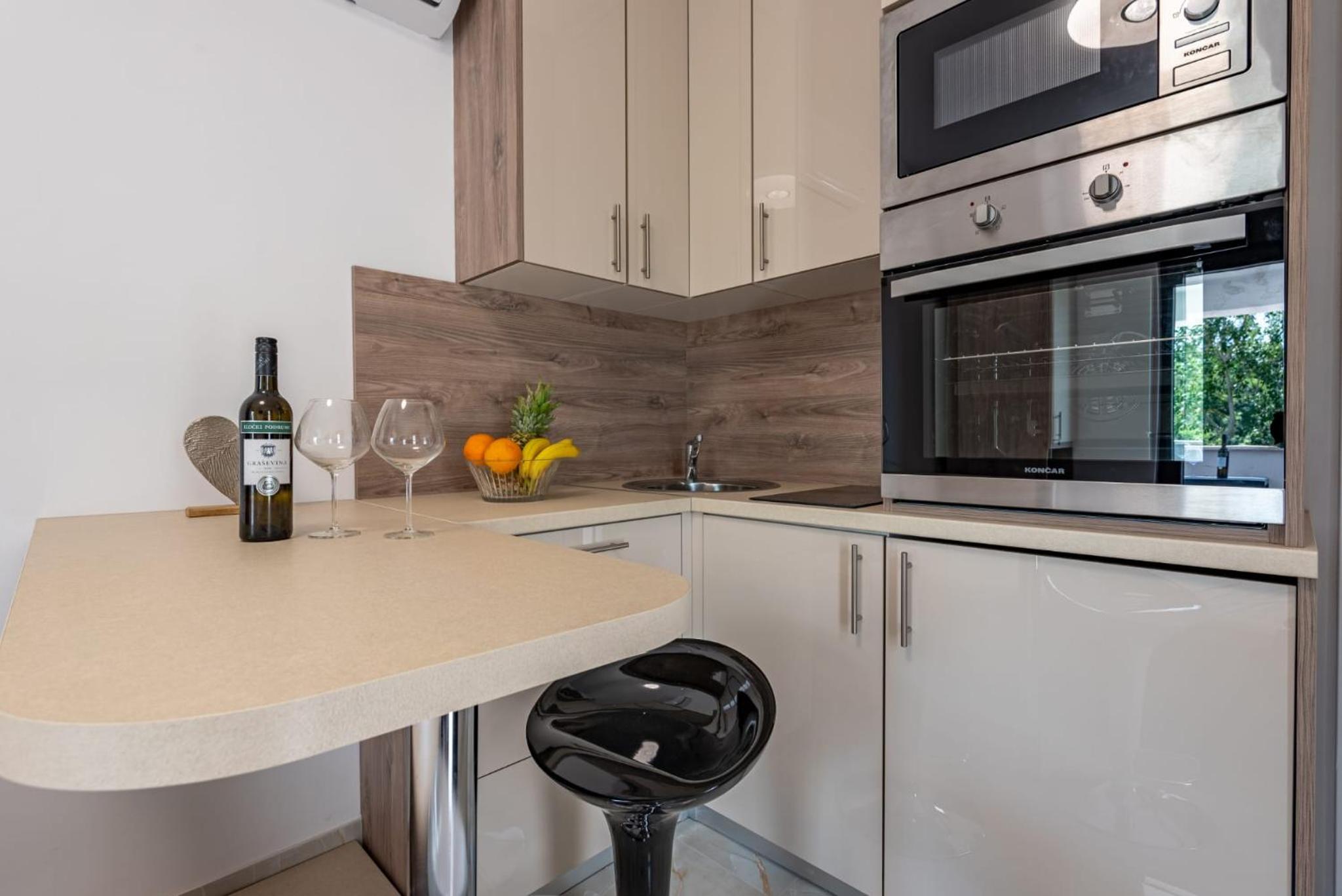 Apartmani Curic beachfront by Pag tours