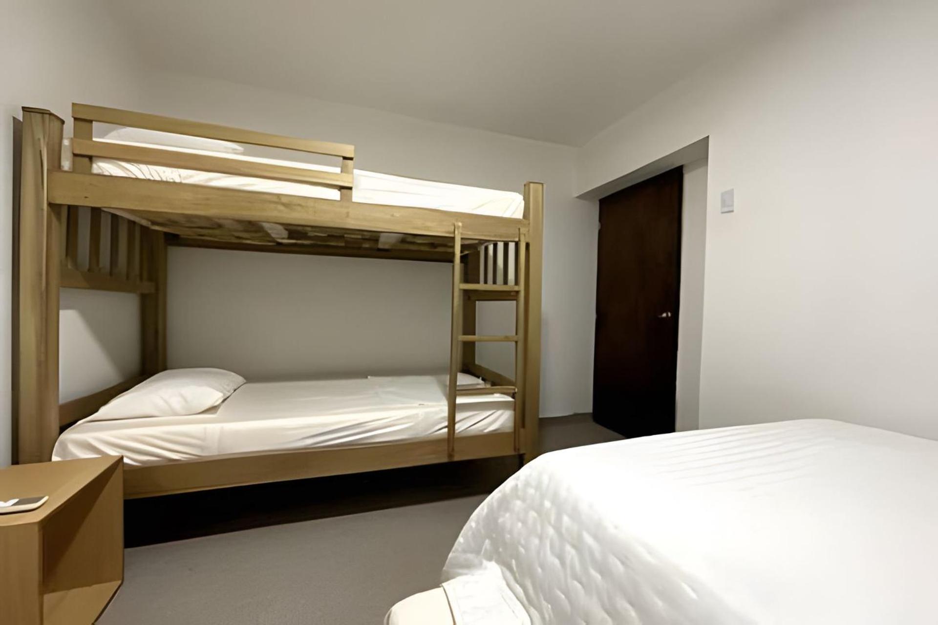 GL Hostal Baq