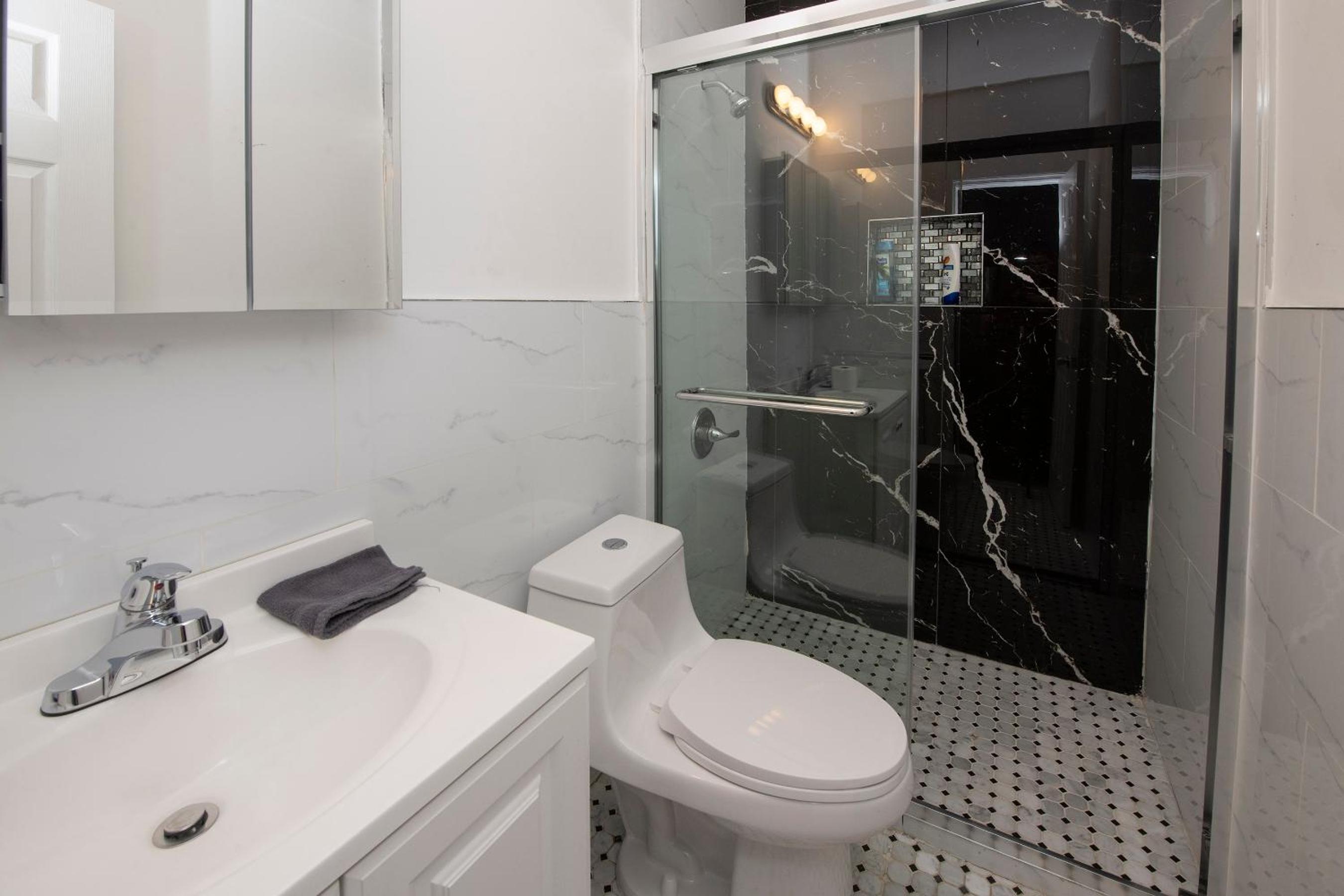 Spectacular Times Square 5 Bedroom Duplex Oasis