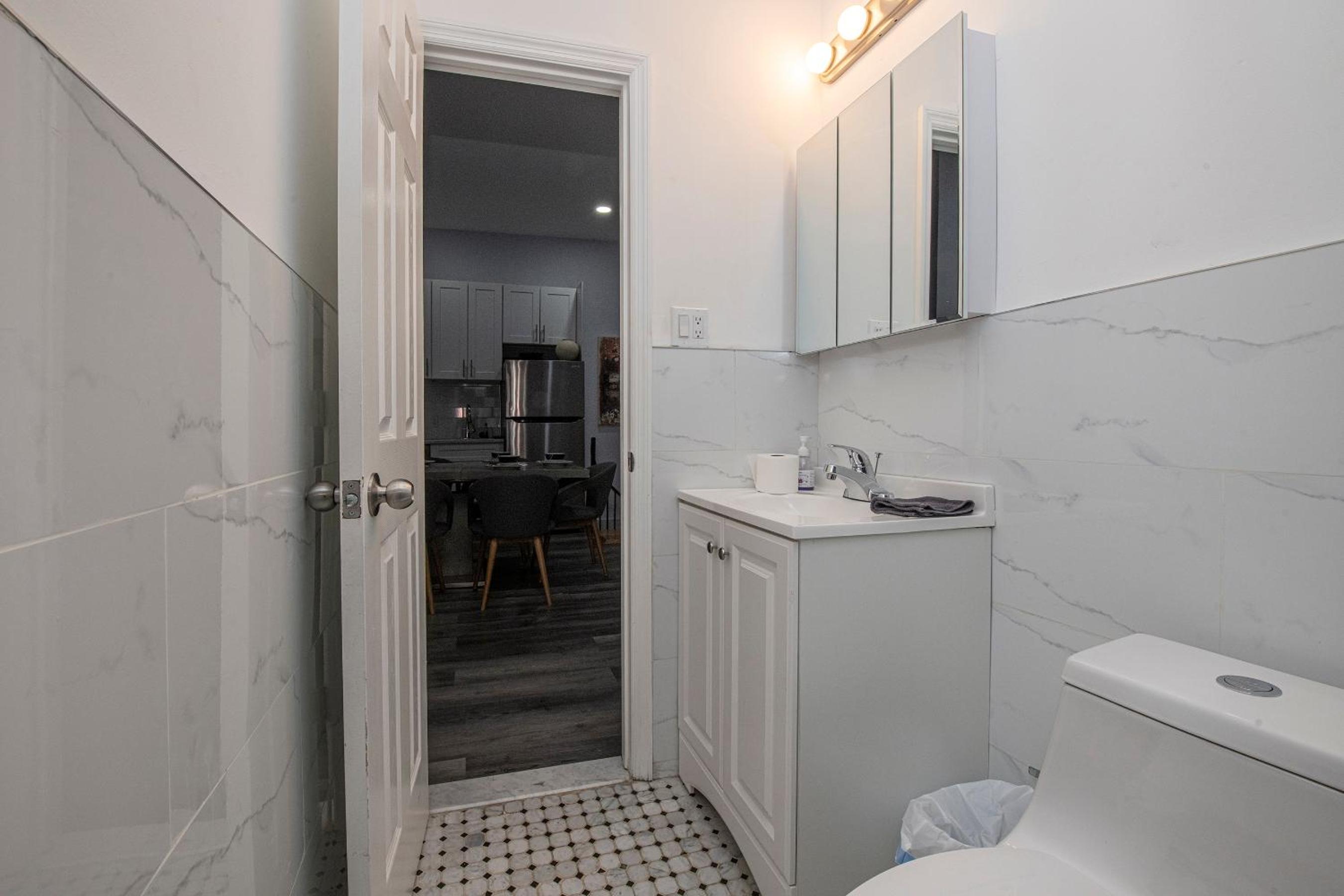 Spectacular Times Square 5 Bedroom Duplex Oasis