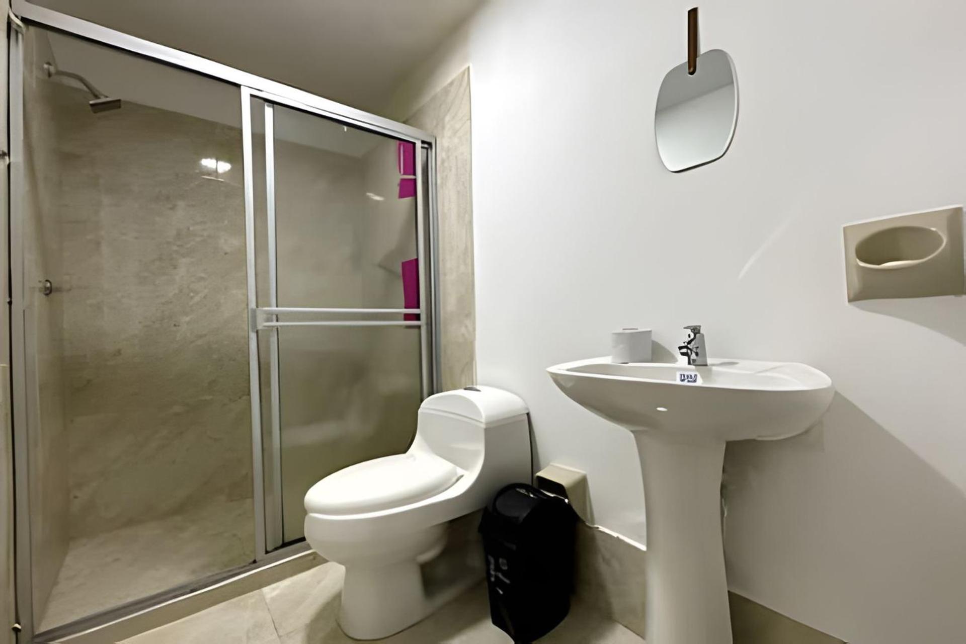 GL Hostal Baq