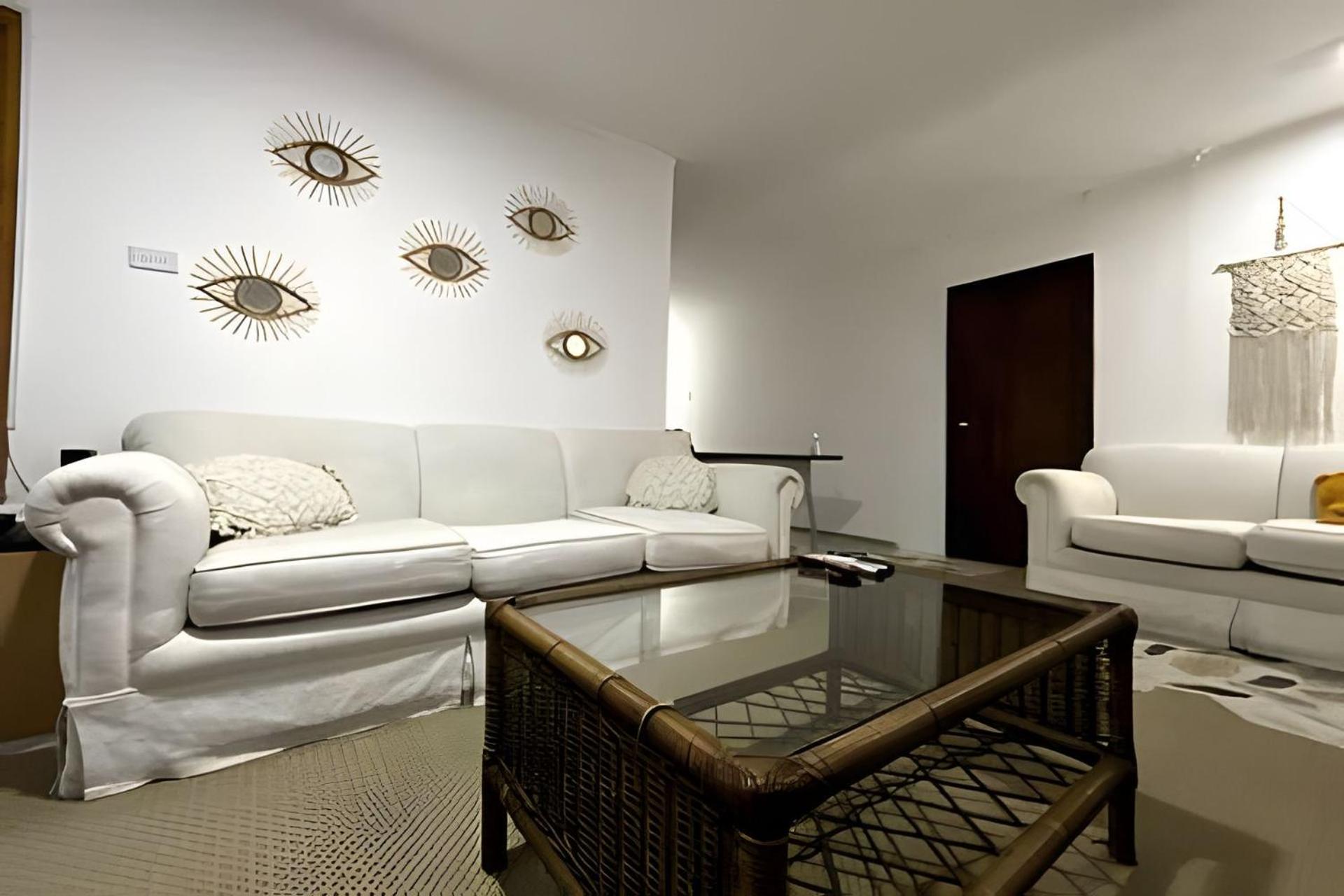 GL Hostal Baq