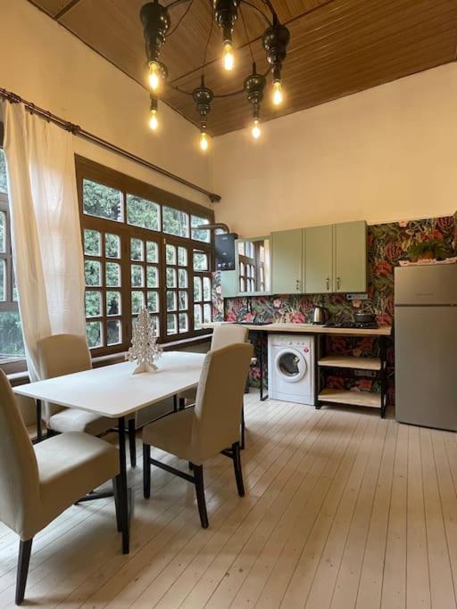 Charming apartment in Old Town view 5
