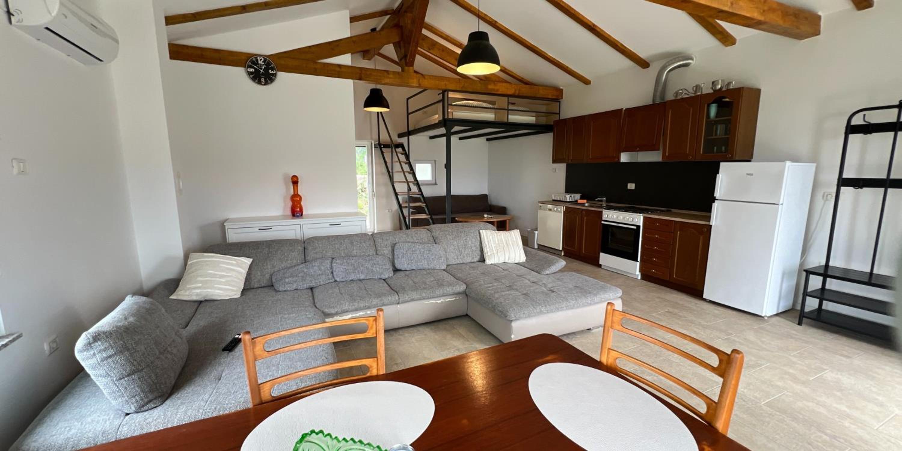 Rini House
