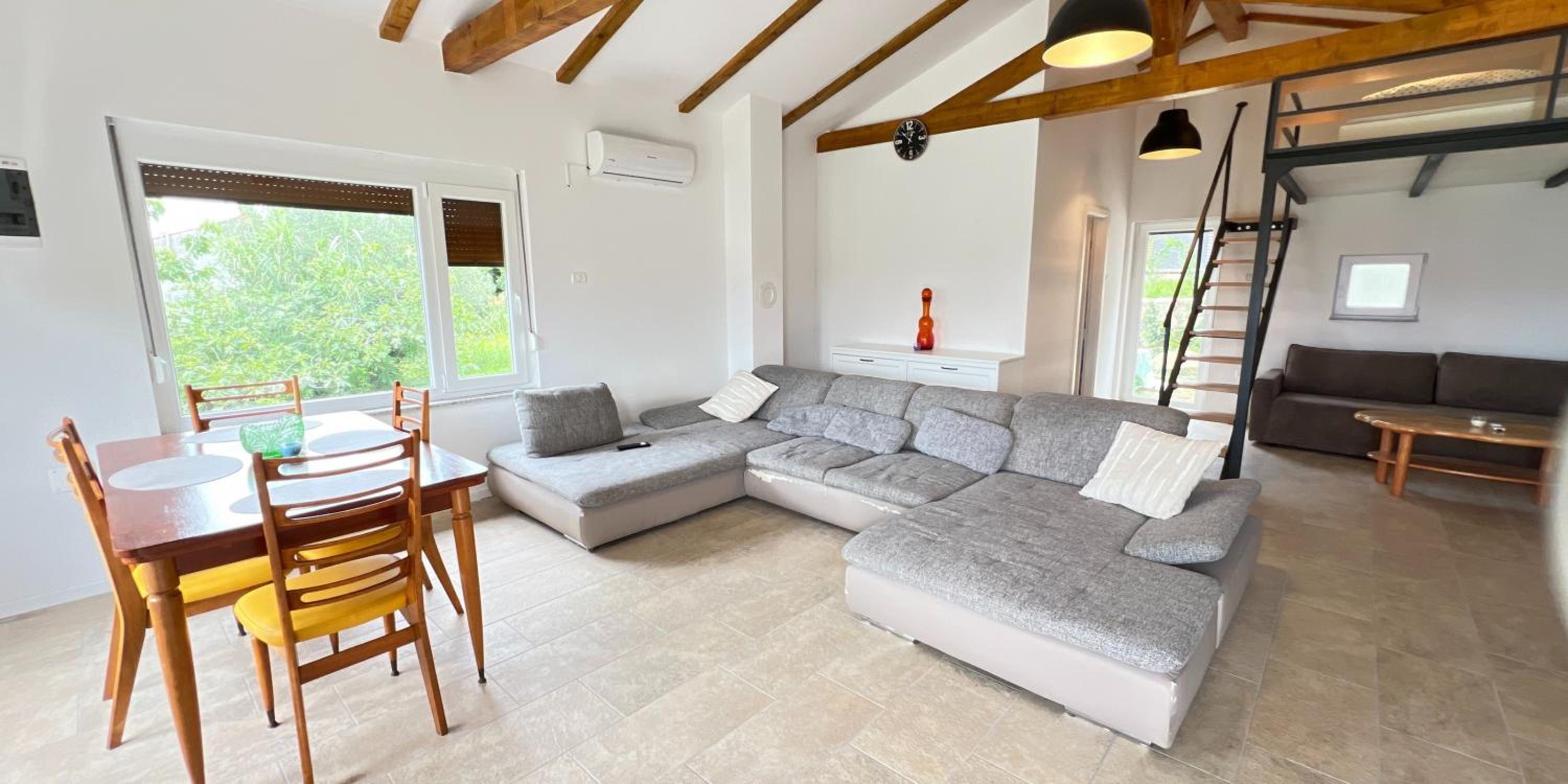 Rini House