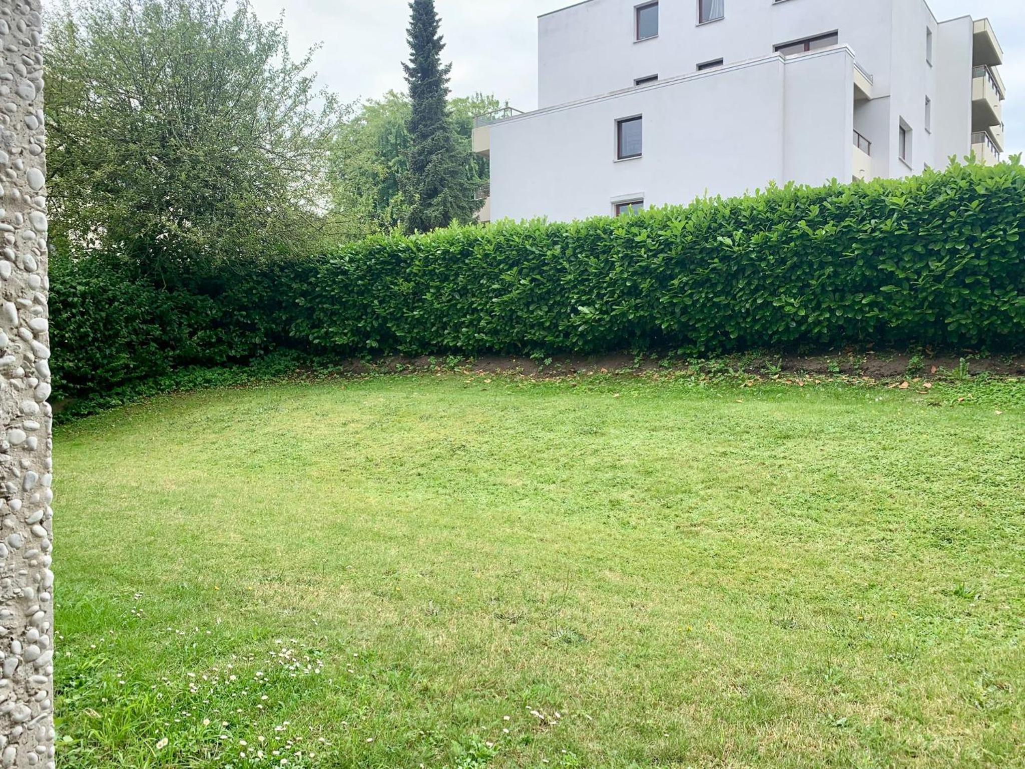 TT Living Apartment Lübeck I Souterrain Wohnung mit Terrasse I Nähe Hbf I kostenlos parken