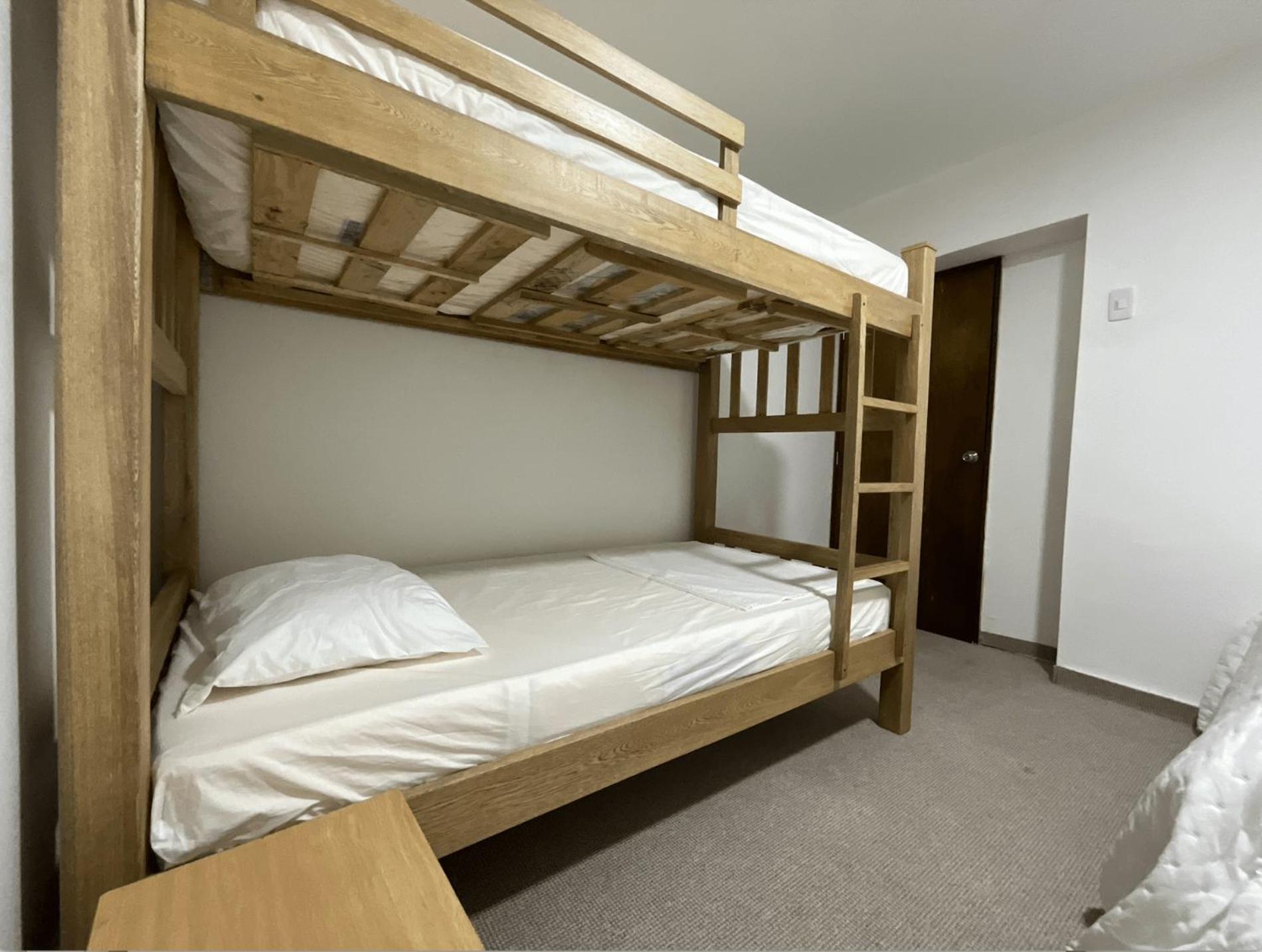 GL Hostal Baq