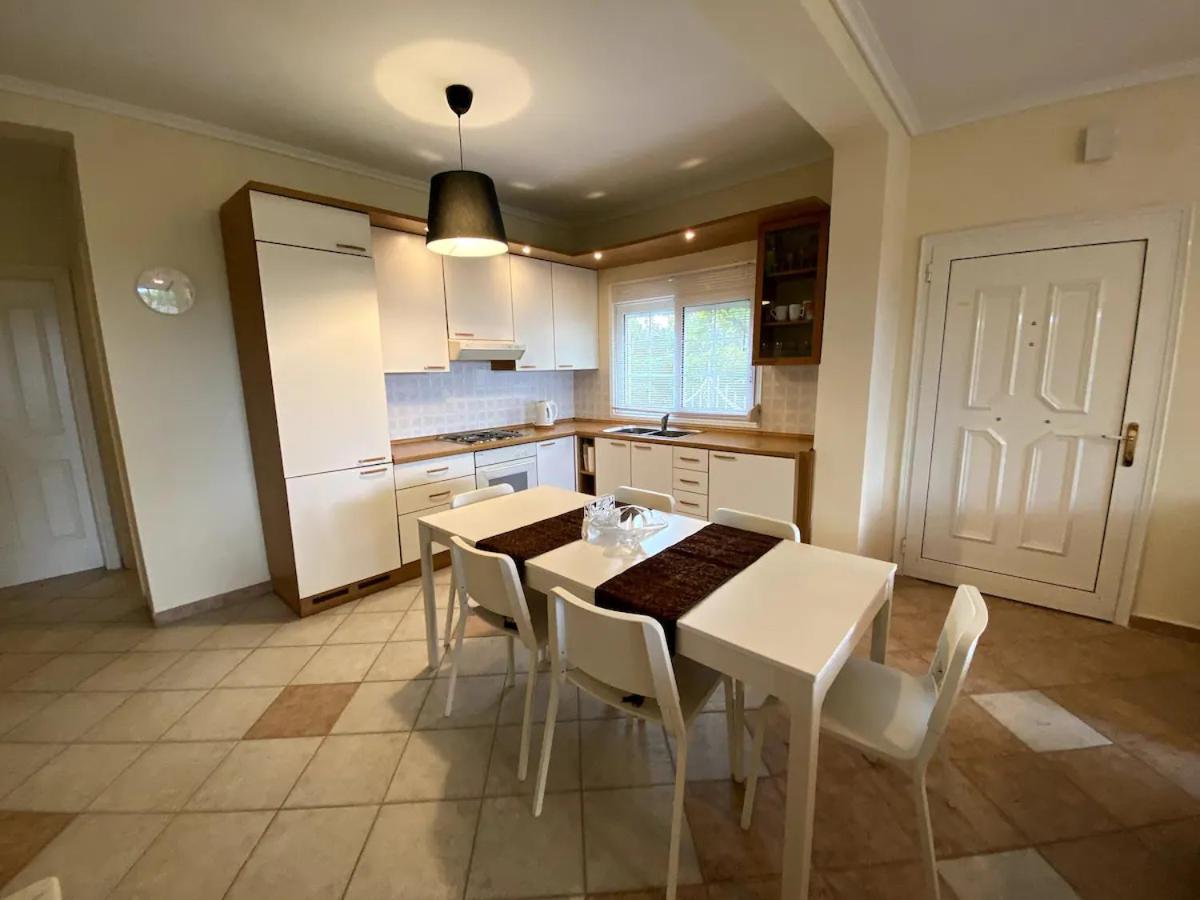 Seaview Maisonette with 3BR and Garden and 2 Bathrooms Ideal for Families view 5