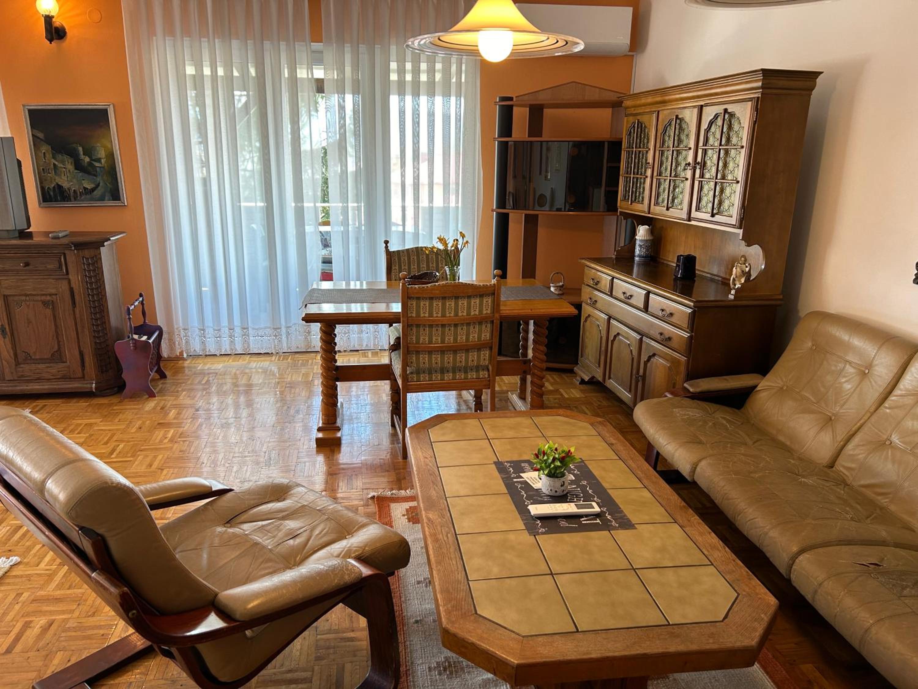 Hondo Rooms & Apartments
