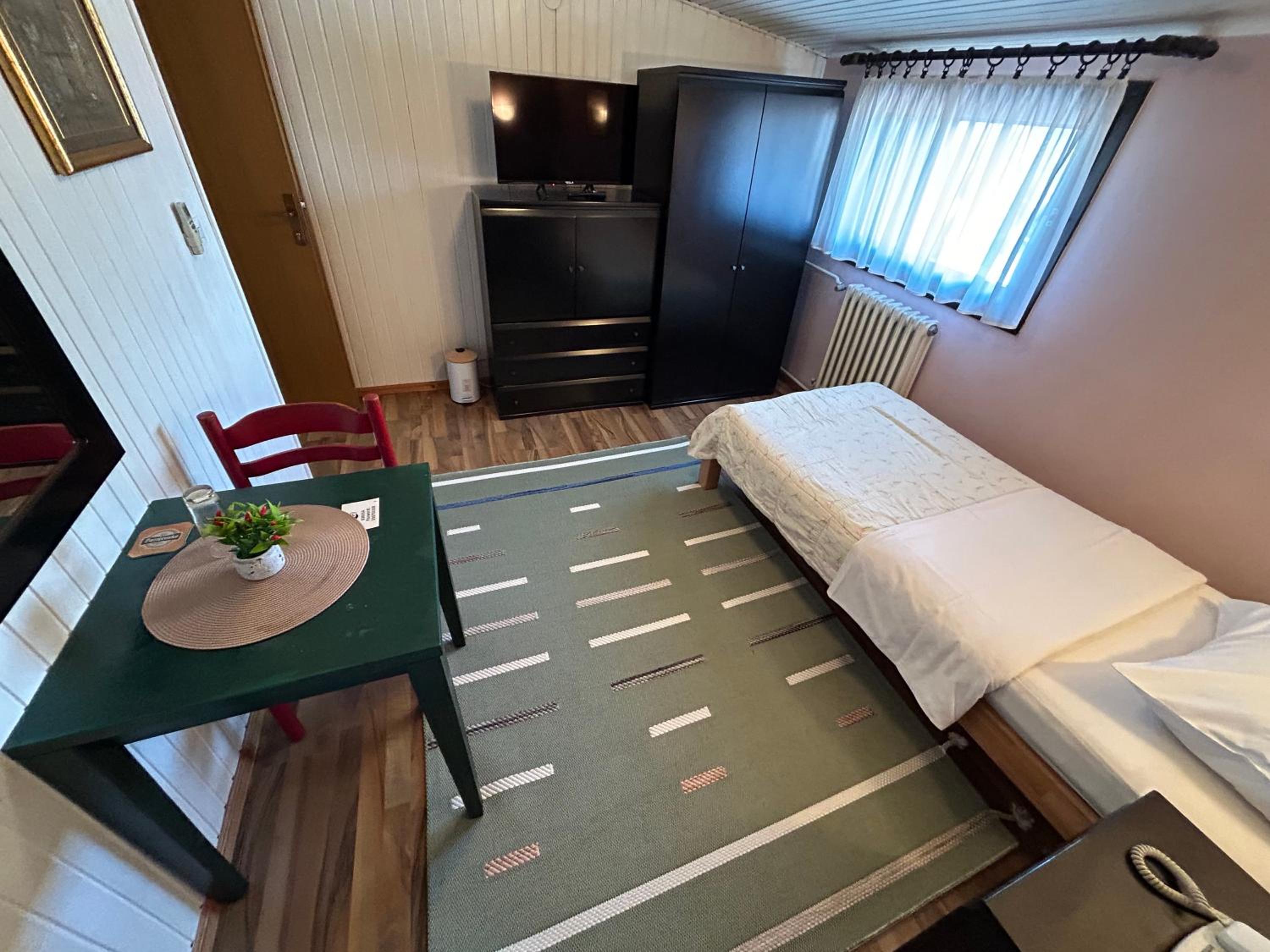 Hondo Rooms & Apartments