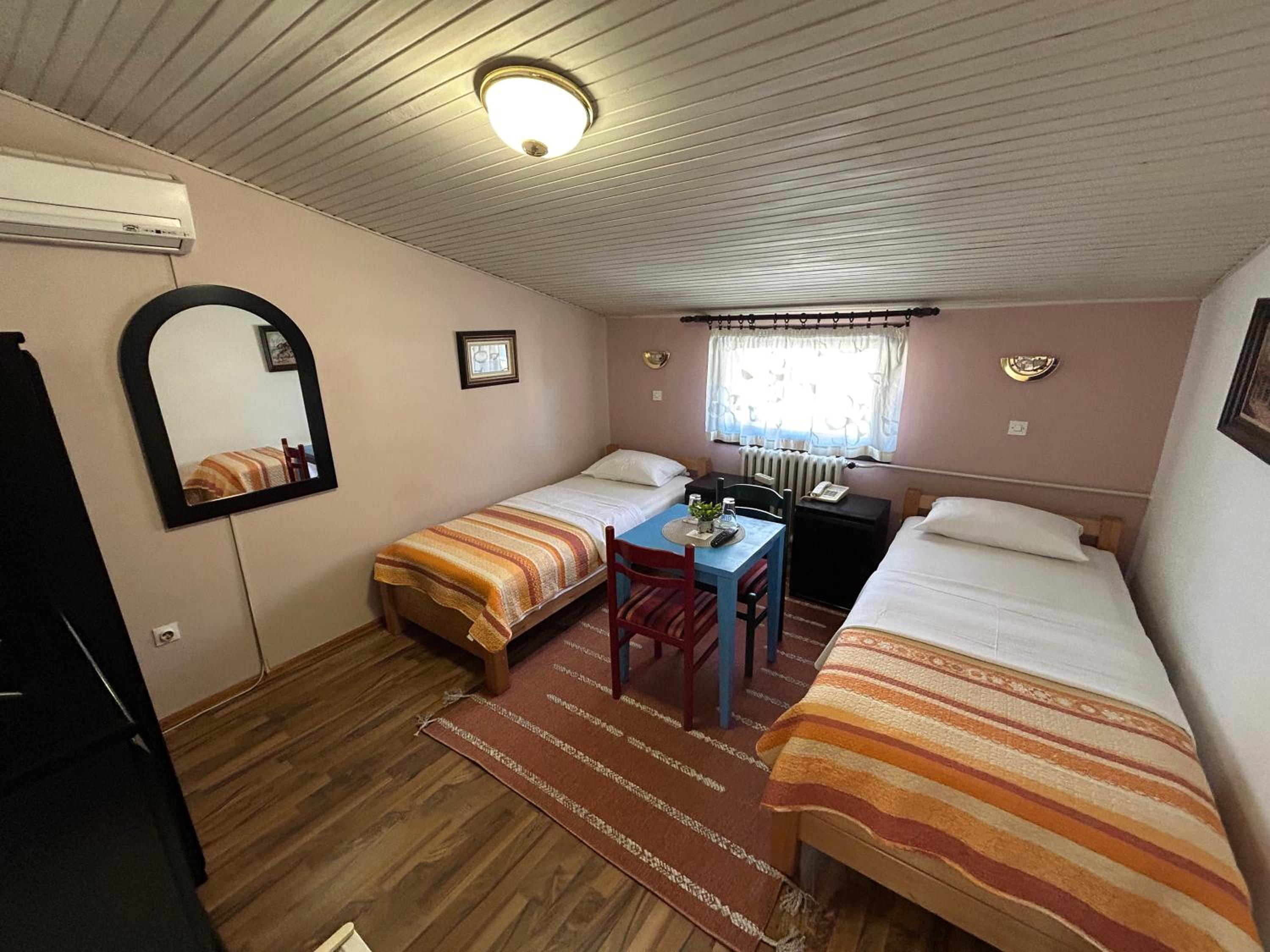 Hondo Rooms & Apartments