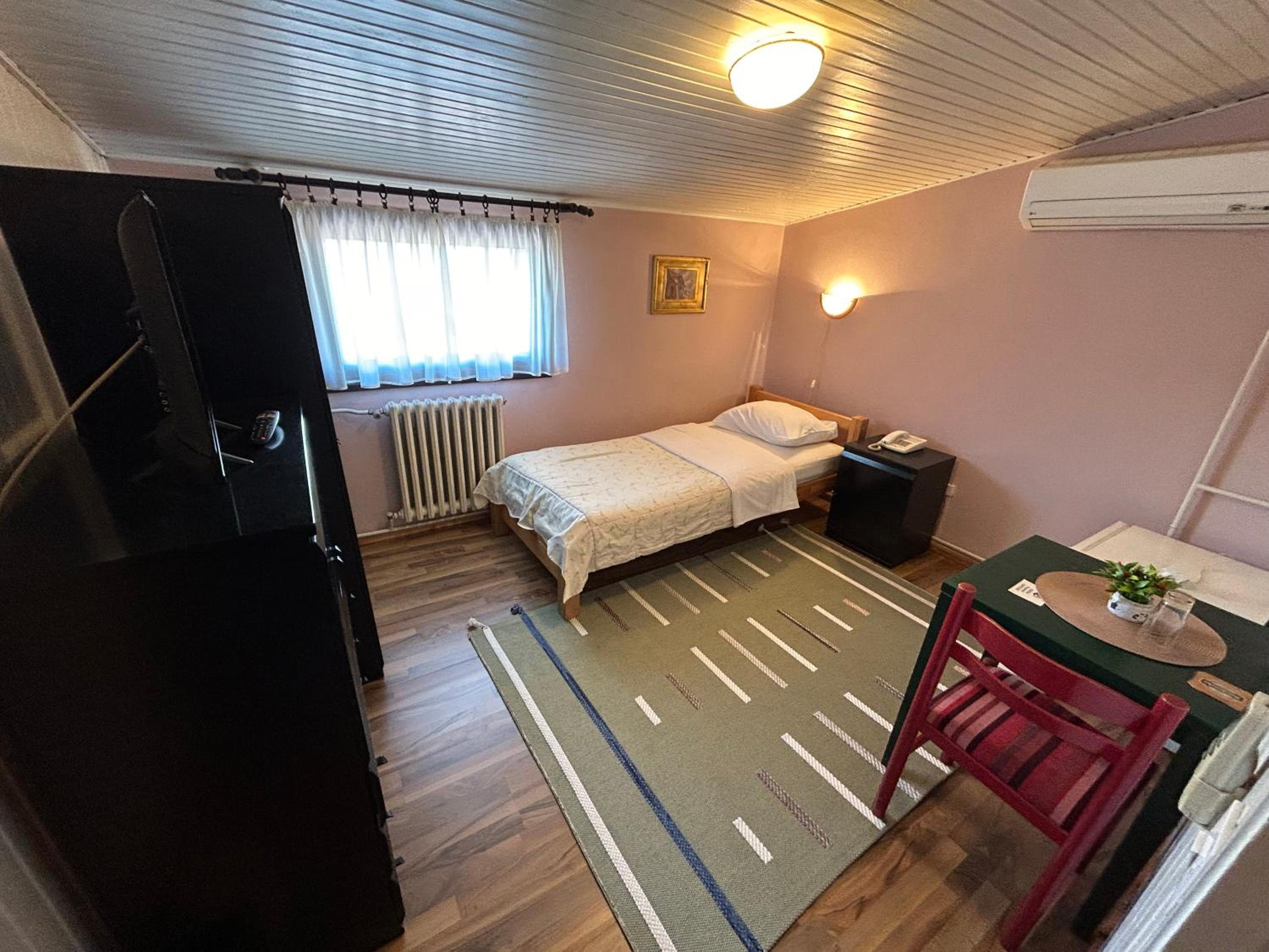 Hondo Rooms & Apartments