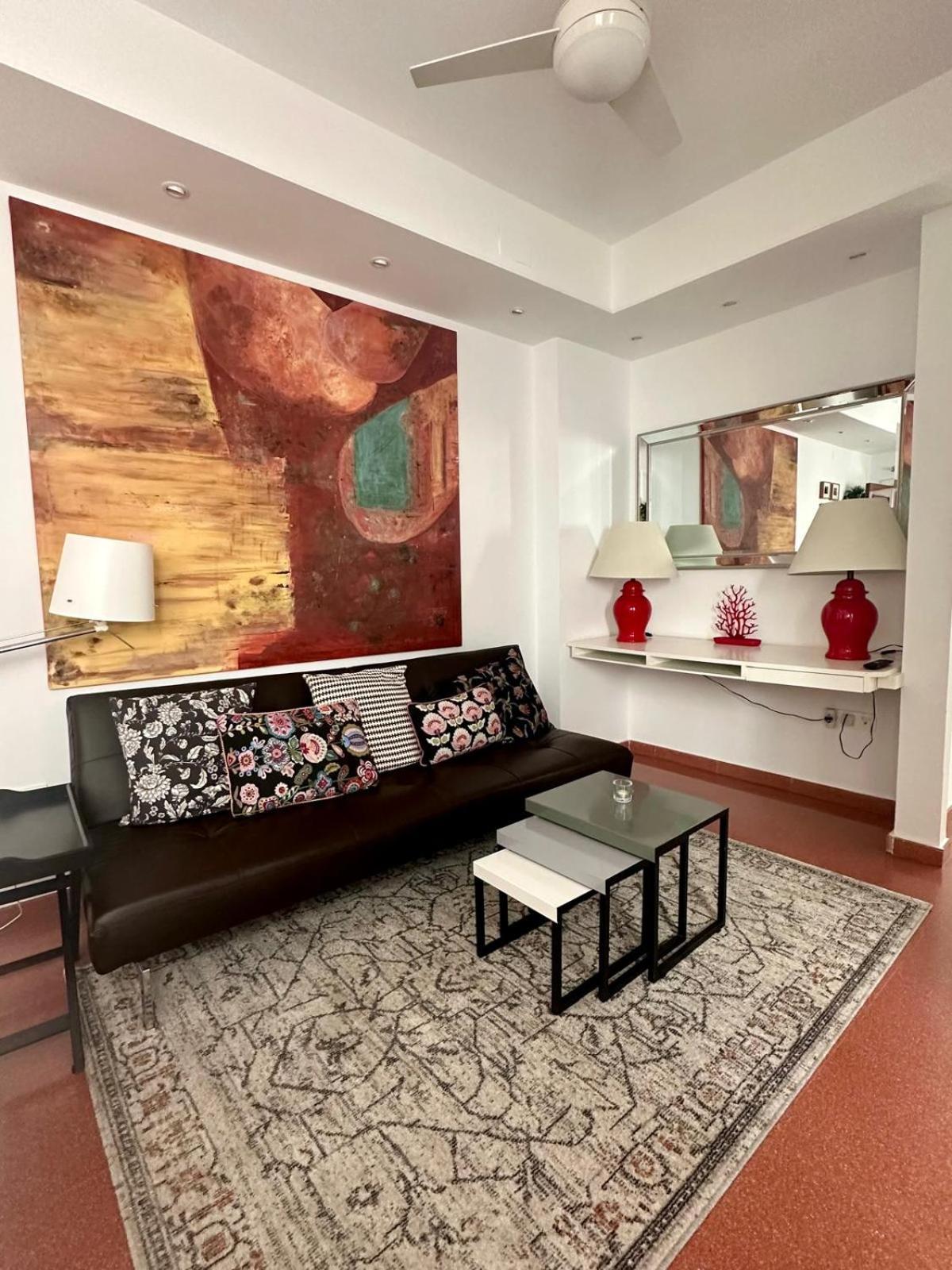 Old Town, City Center Apartment Premium
