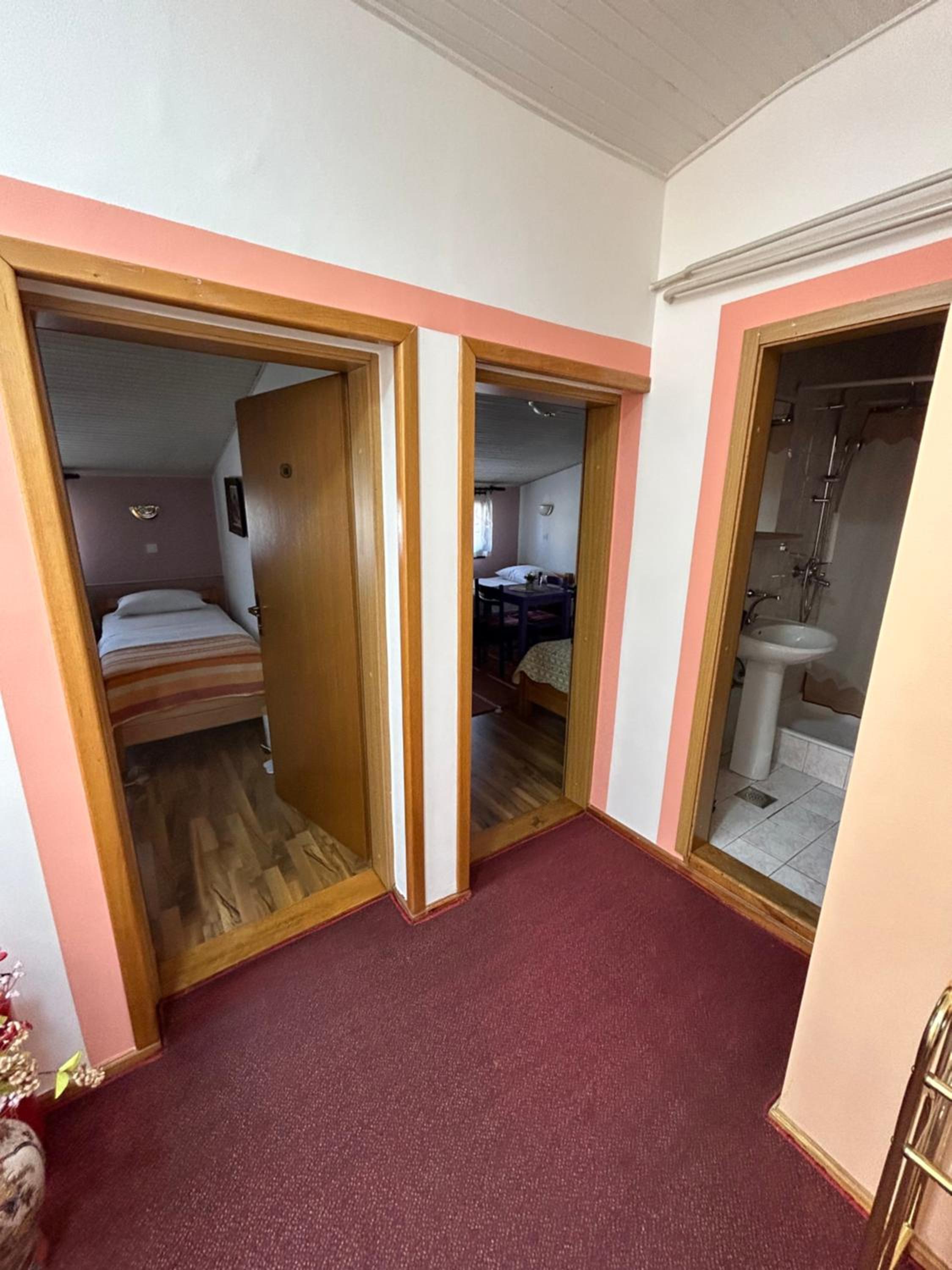 Hondo Rooms & Apartments