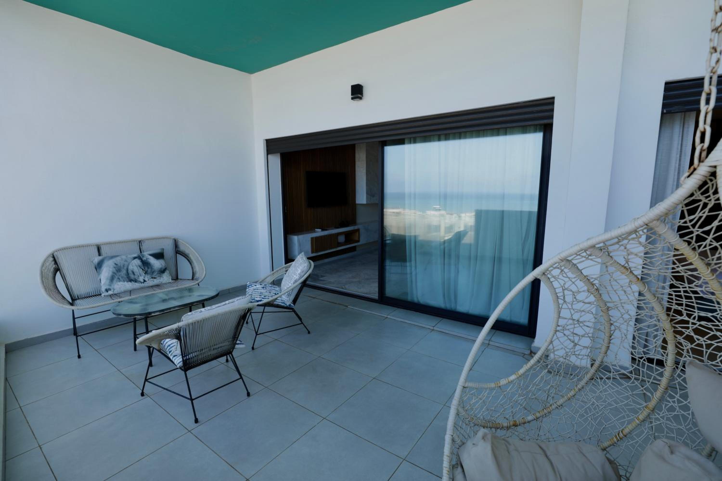 Magnifique appartement front mer view 3