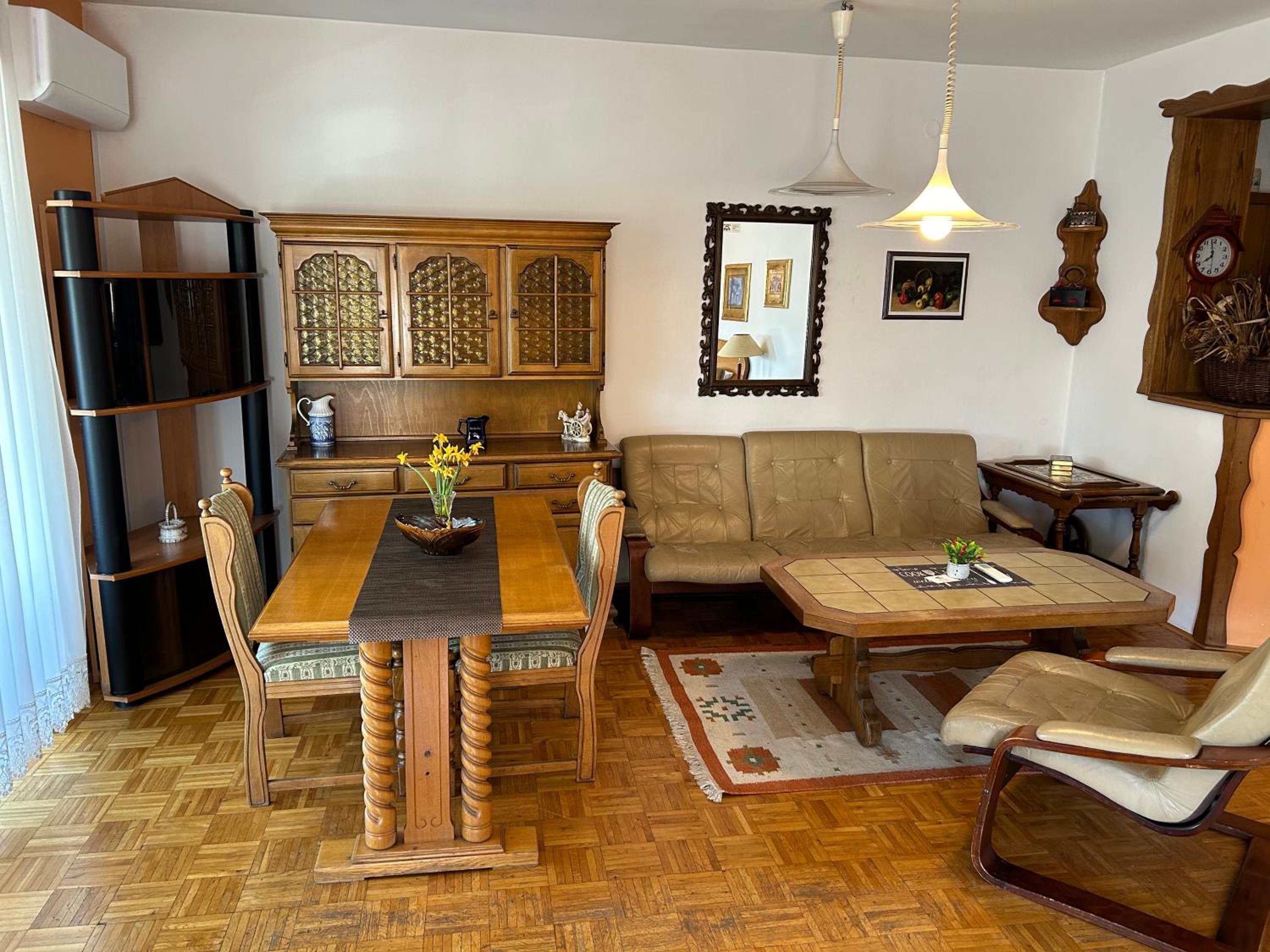 Hondo Rooms & Apartments