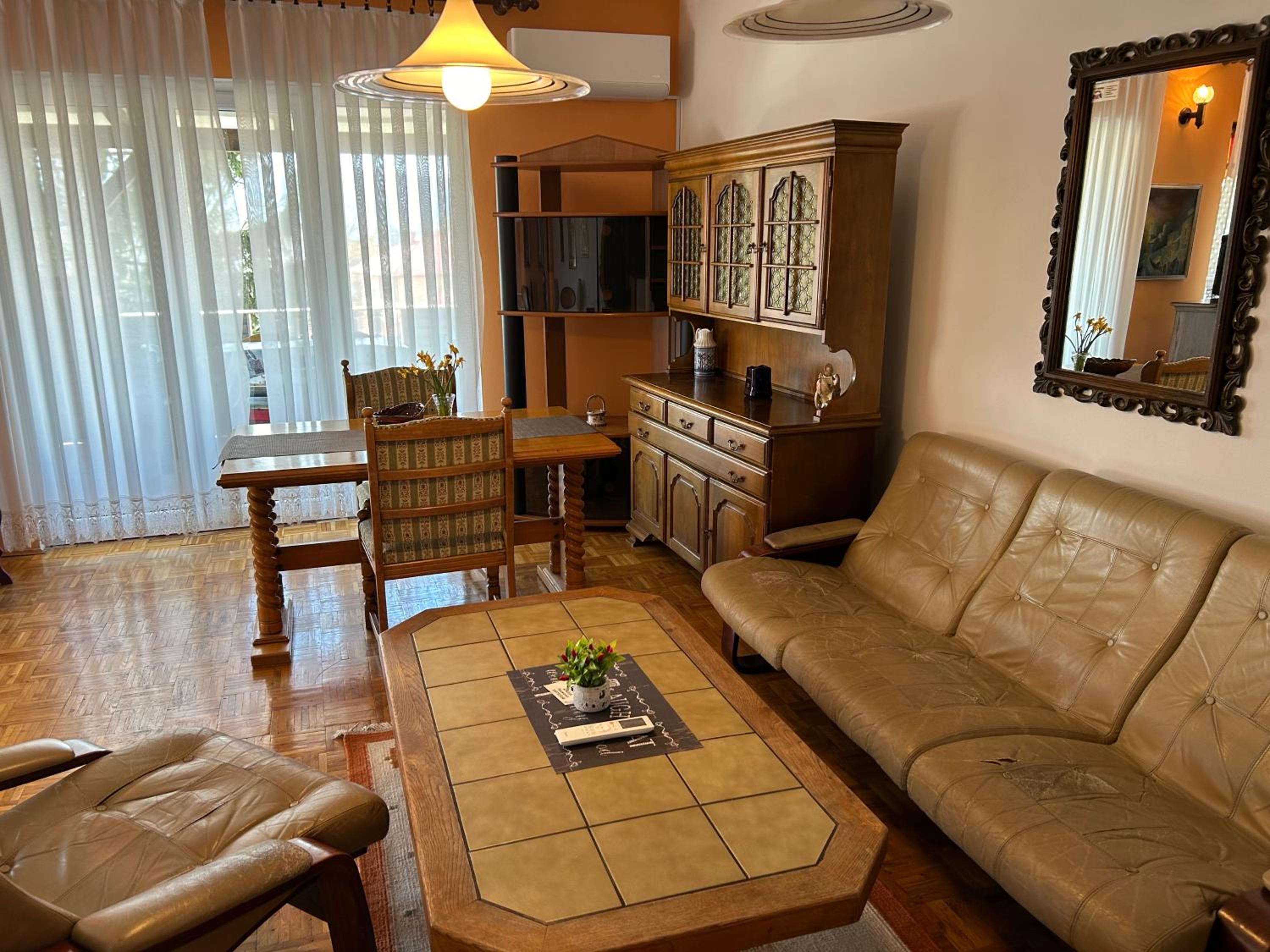 Hondo Rooms & Apartments