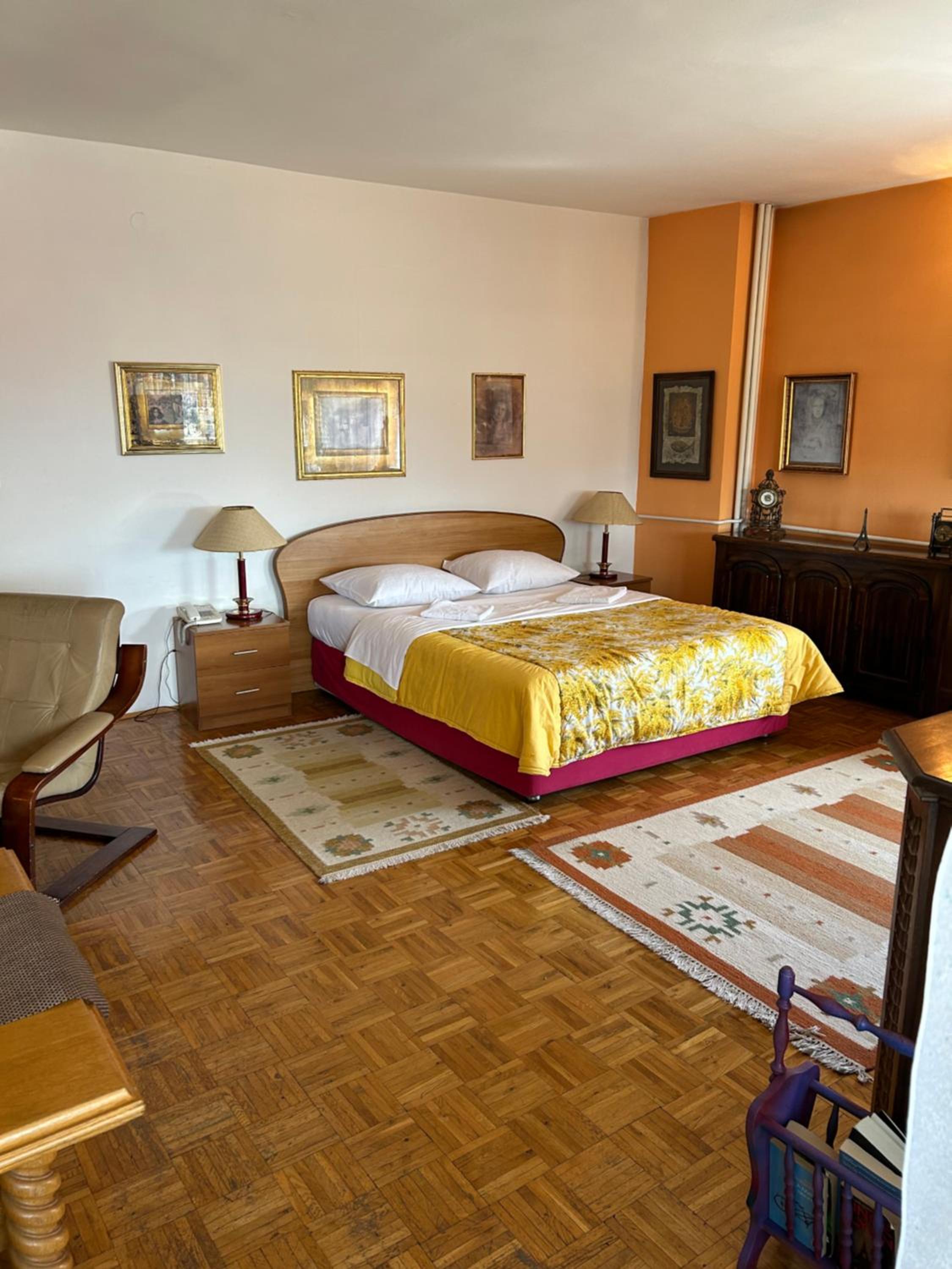Hondo Rooms & Apartments