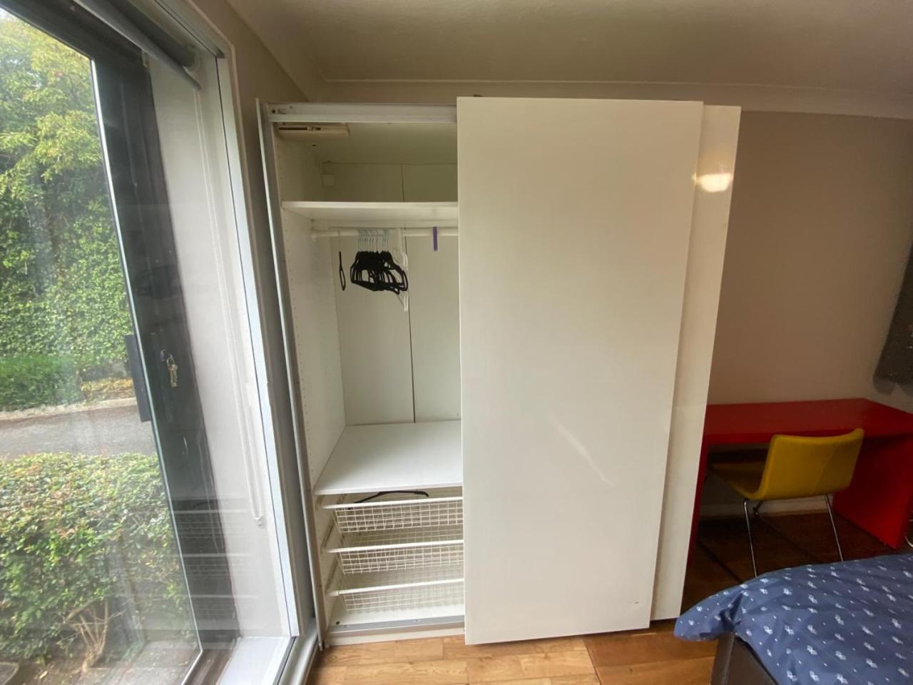STUNNING 2 BEDROOM WITH GARDEN Sleep 6