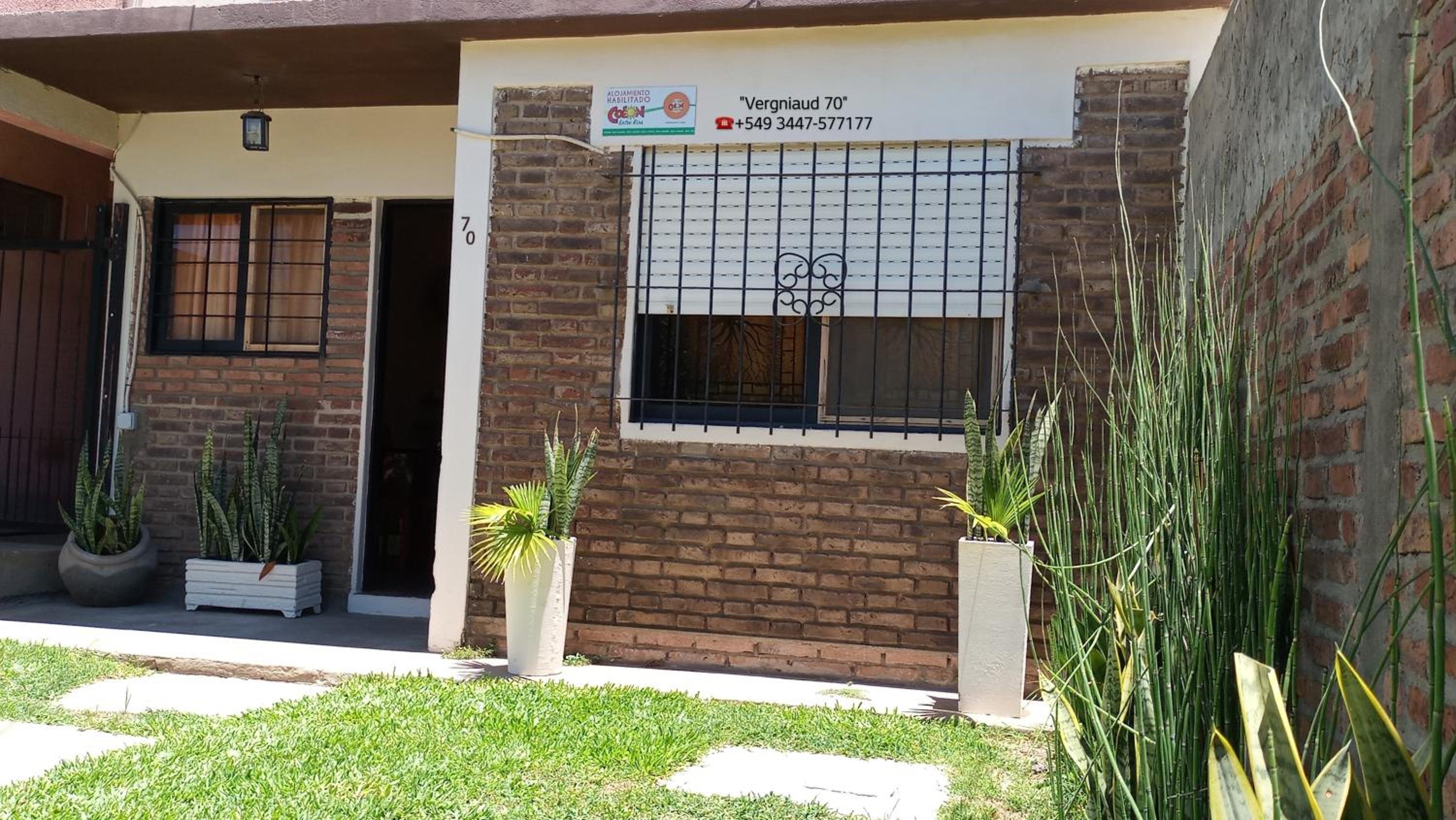 Hotel Vergniaud 70 - Image 1