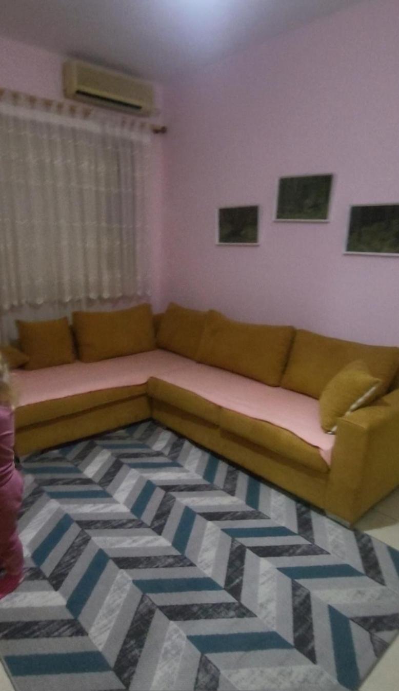 Emi 's House