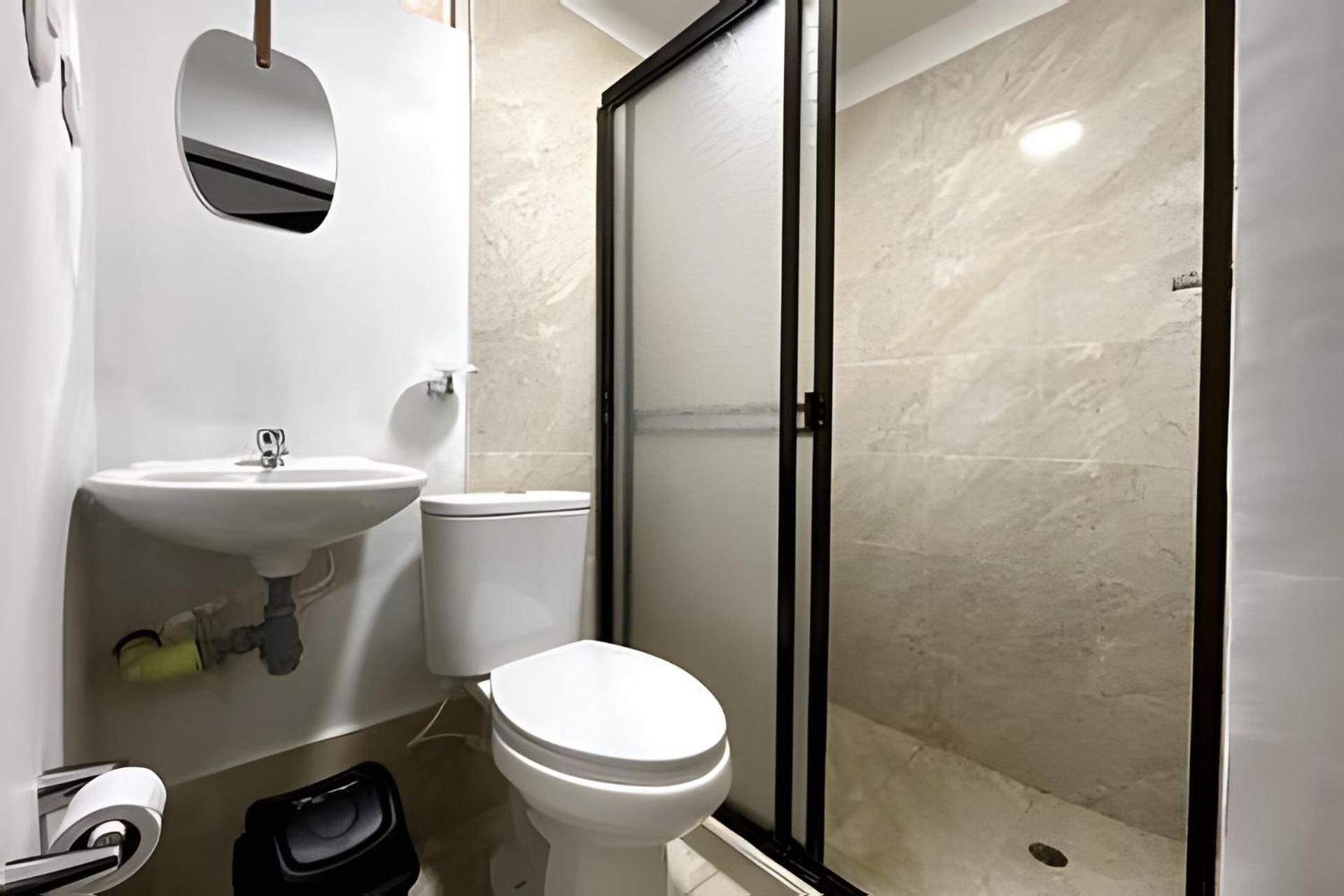 GL Hostal Baq