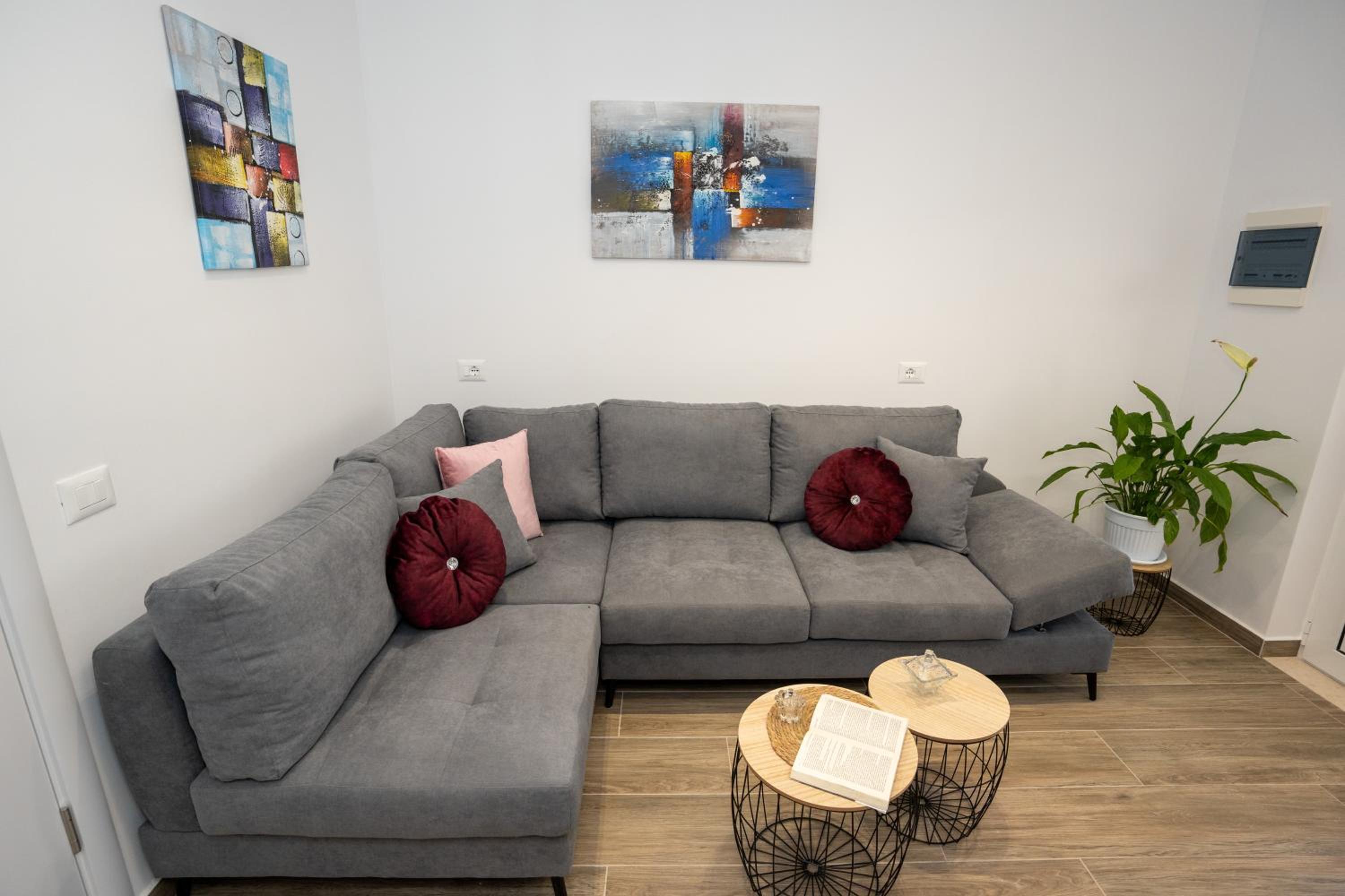 Sunnydream Apartaments Saranda