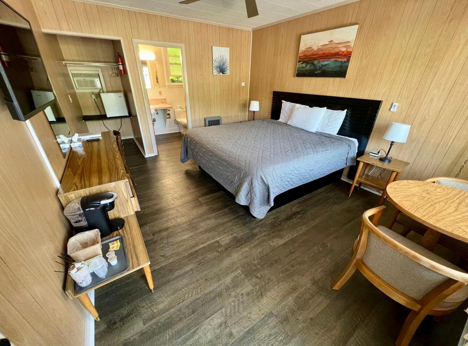 Mount Coolidge Motel
