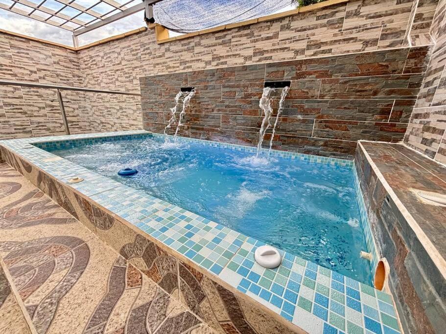 Casa colonial - Jacuzzi - cerca al parque principal - lundry - Tv