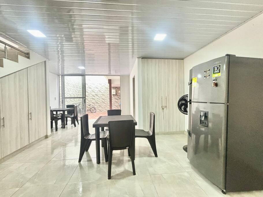 Casa colonial - Jacuzzi - cerca al parque principal - lundry - Tv