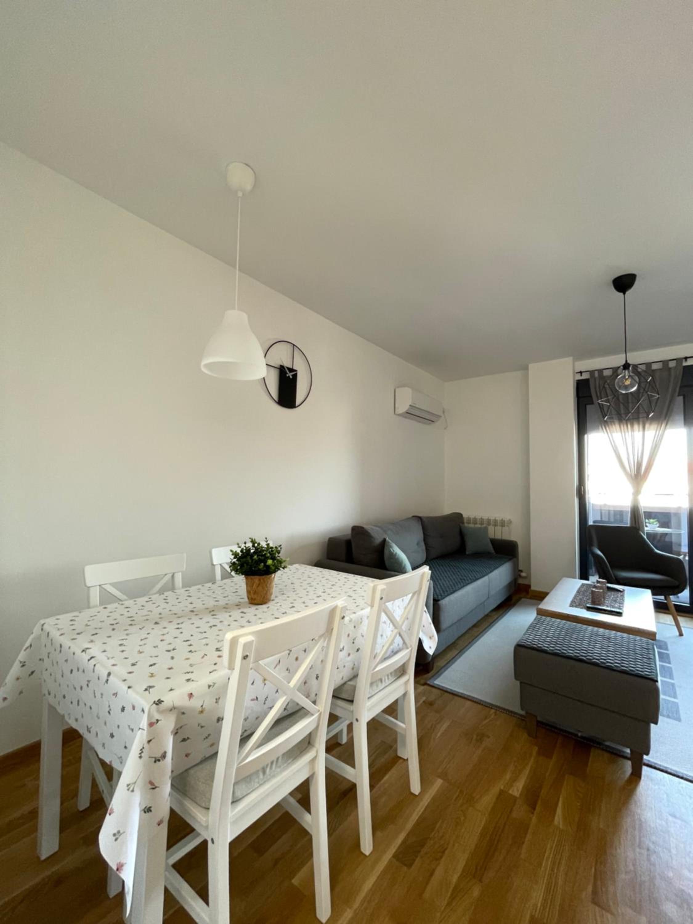 Apartman Luni view 4