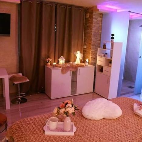 Leona apartment