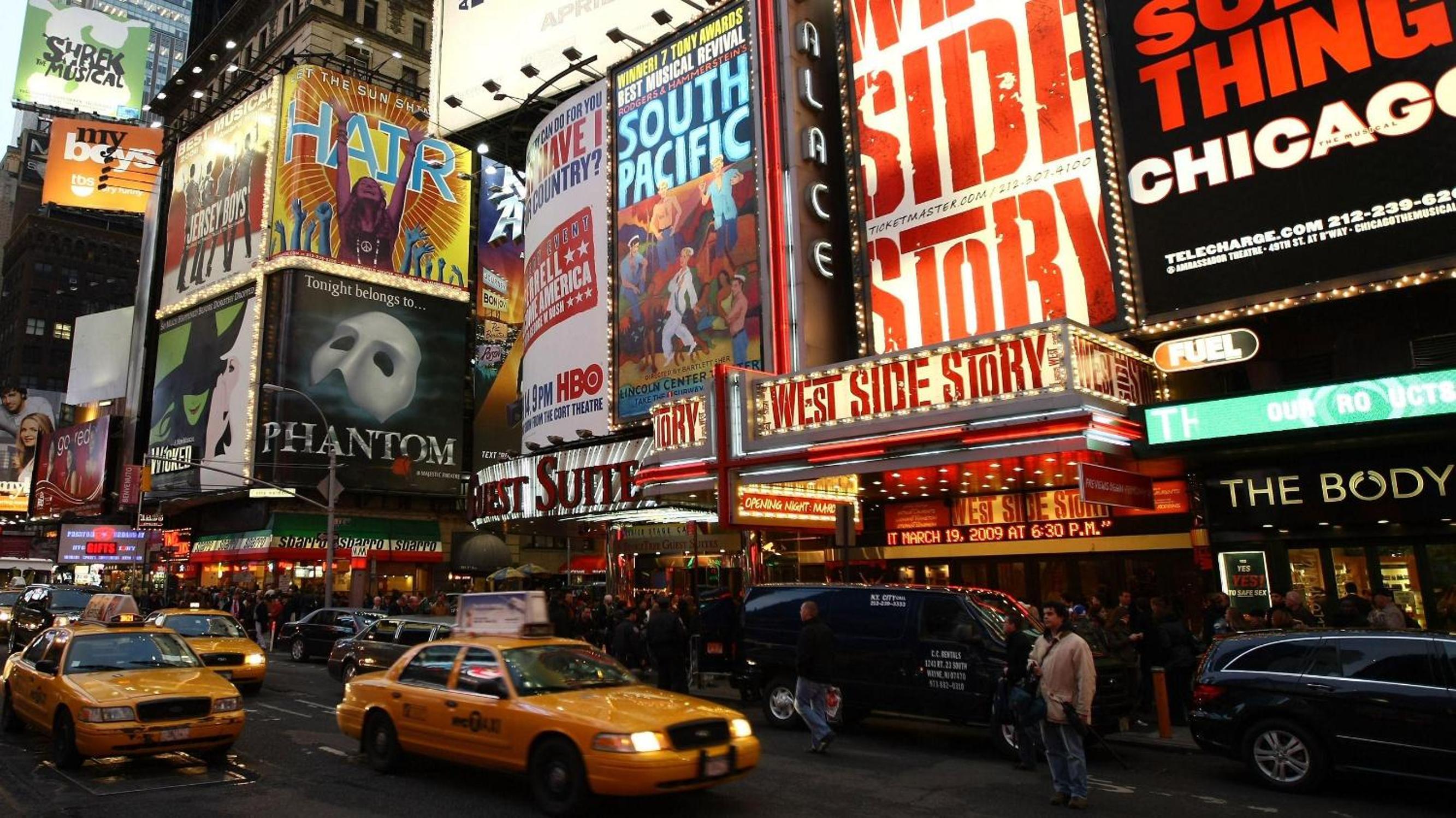 Luxurious Apartment in Times Square NYC - 30-Day Min Stay