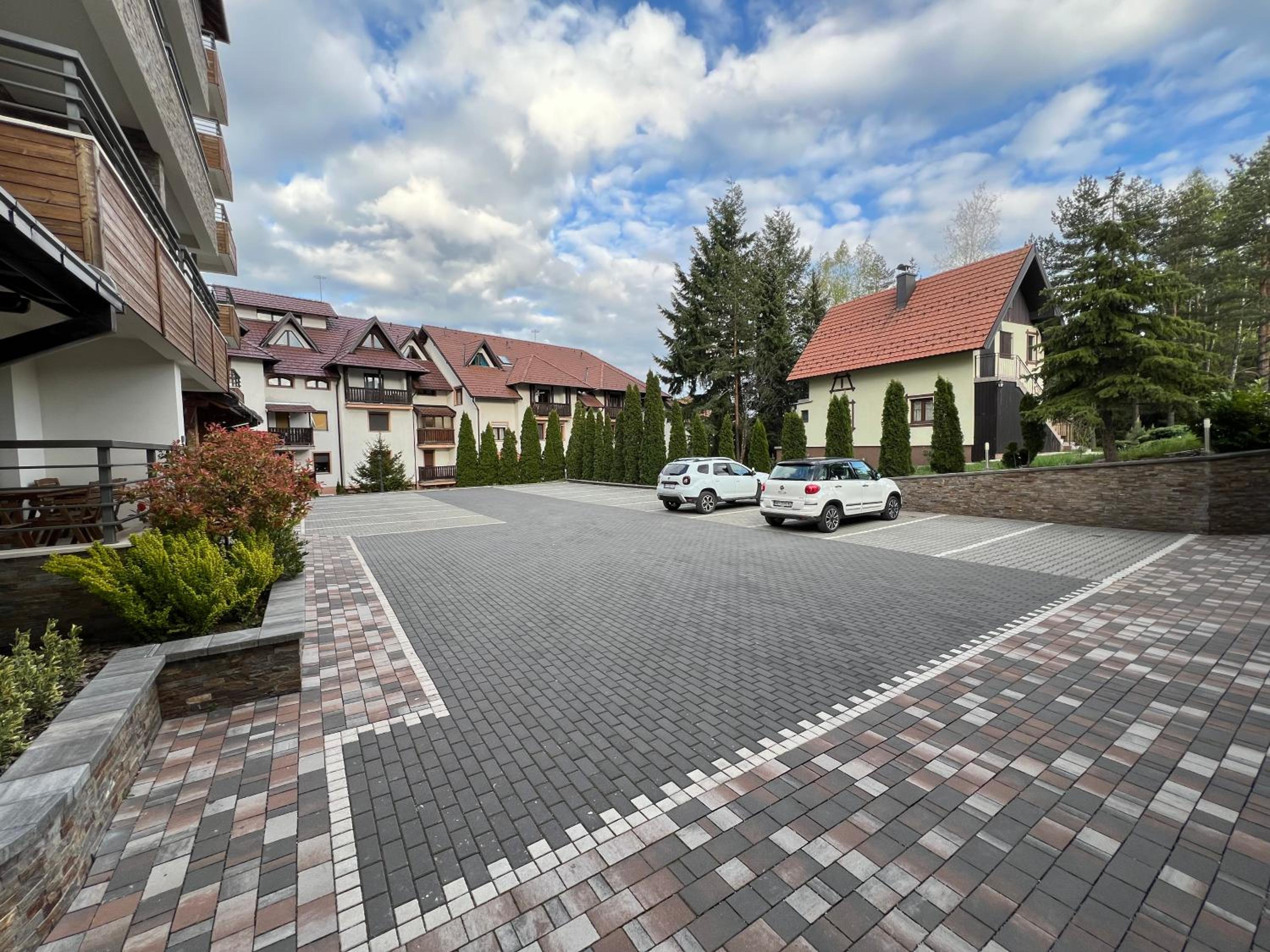 Time Out Harizma apartman view 3